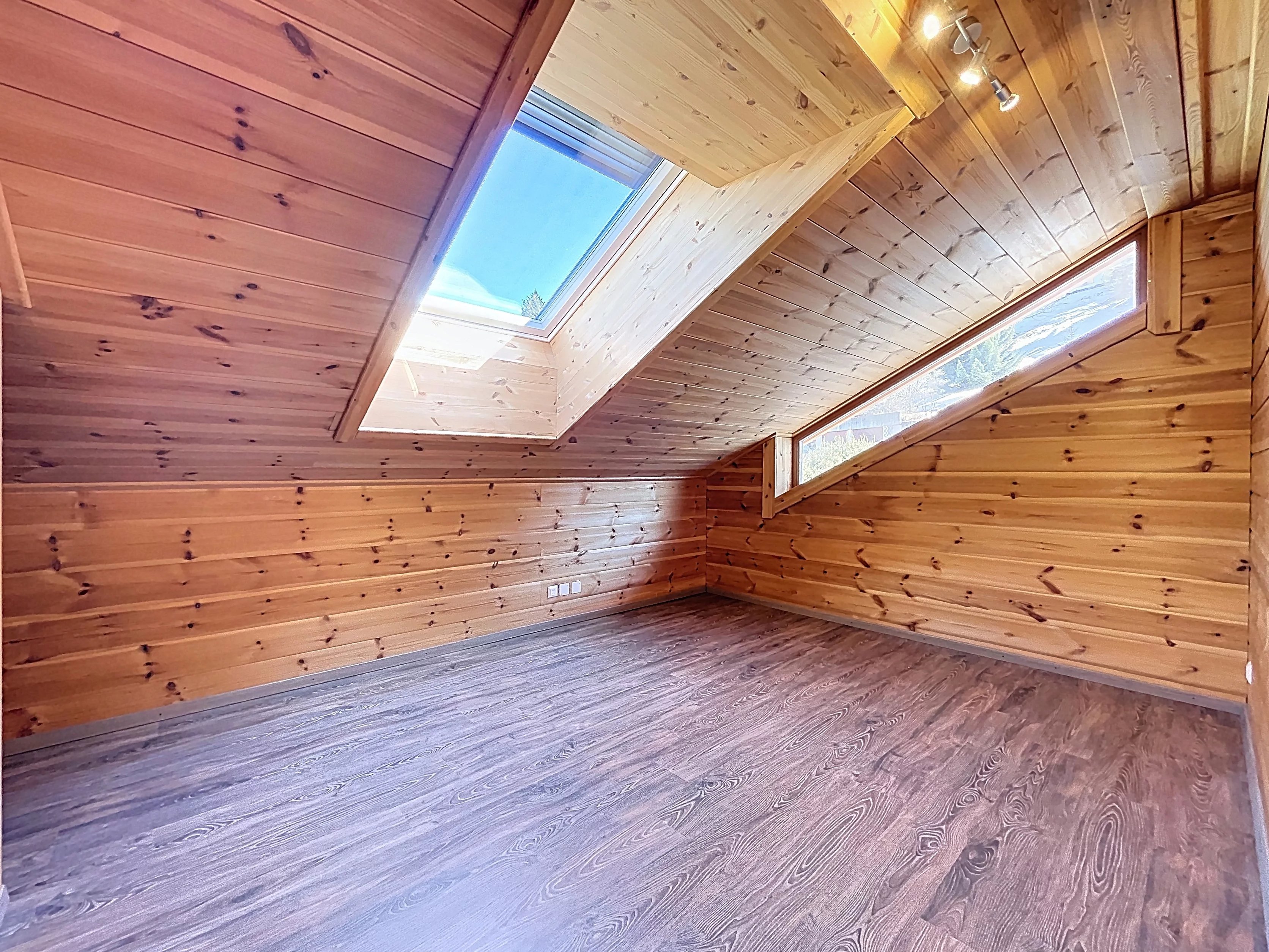 Chalet contemporain avec vue imprenable sur les Alpes