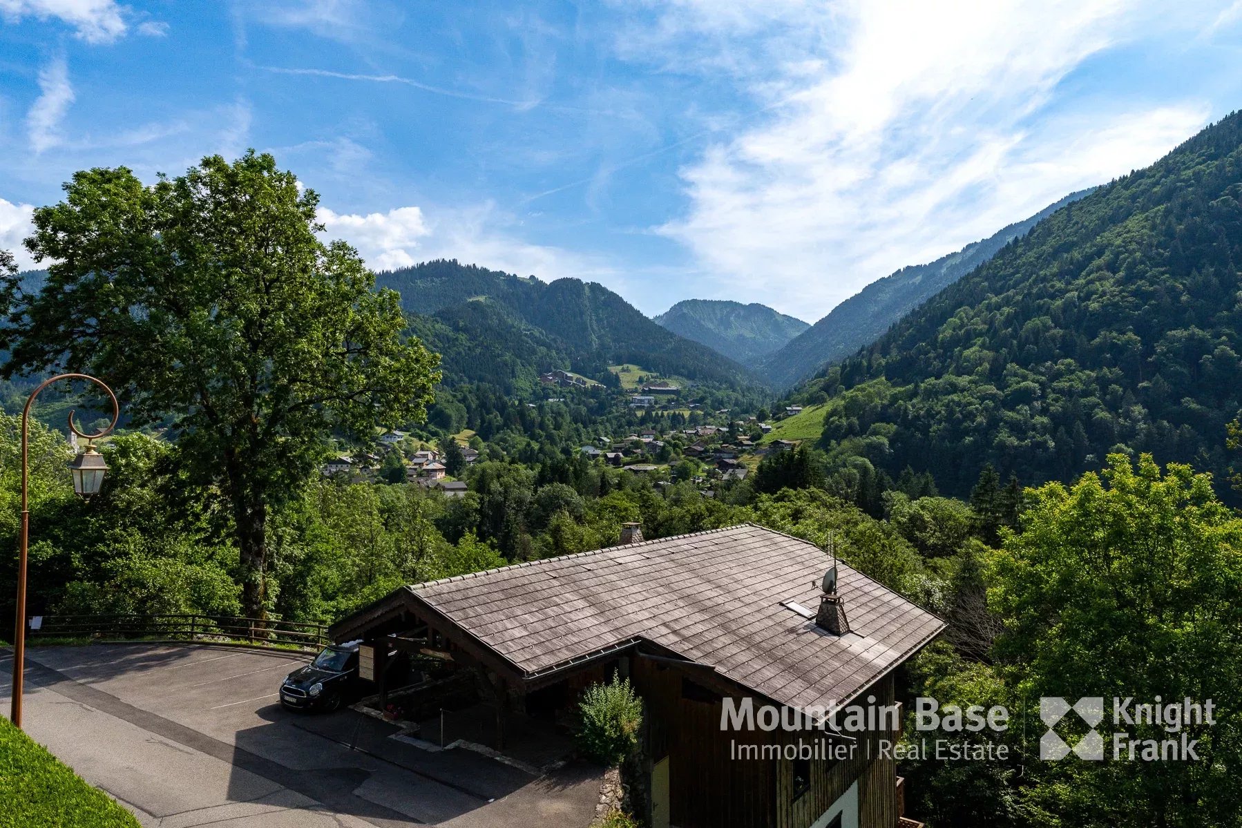 Photo of A 7-bedroom chalet close to the centre of St Jean d'Aulps