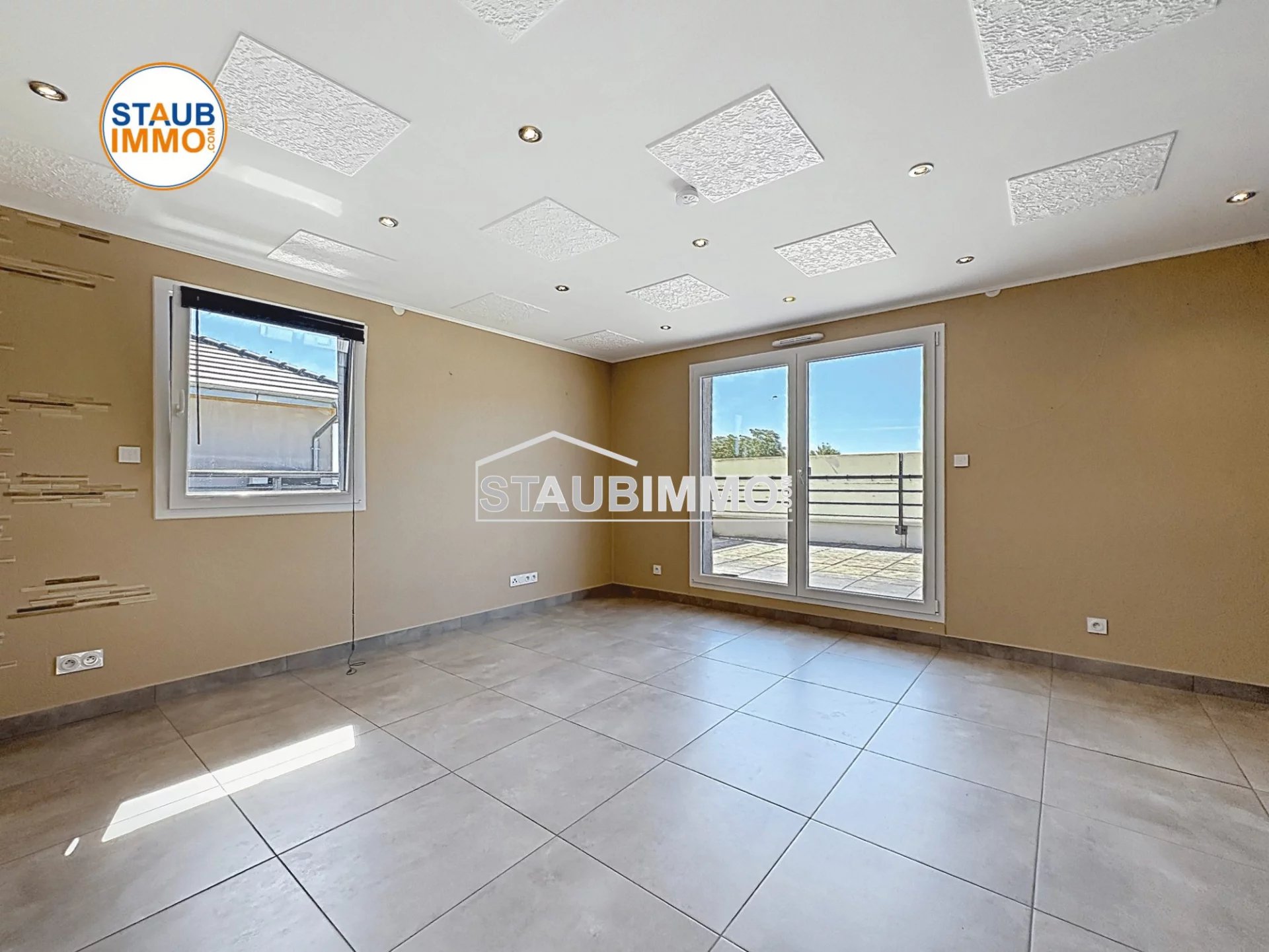 Blotzheim, Attique de 91 m² avec une grande terrasse de 74 m²