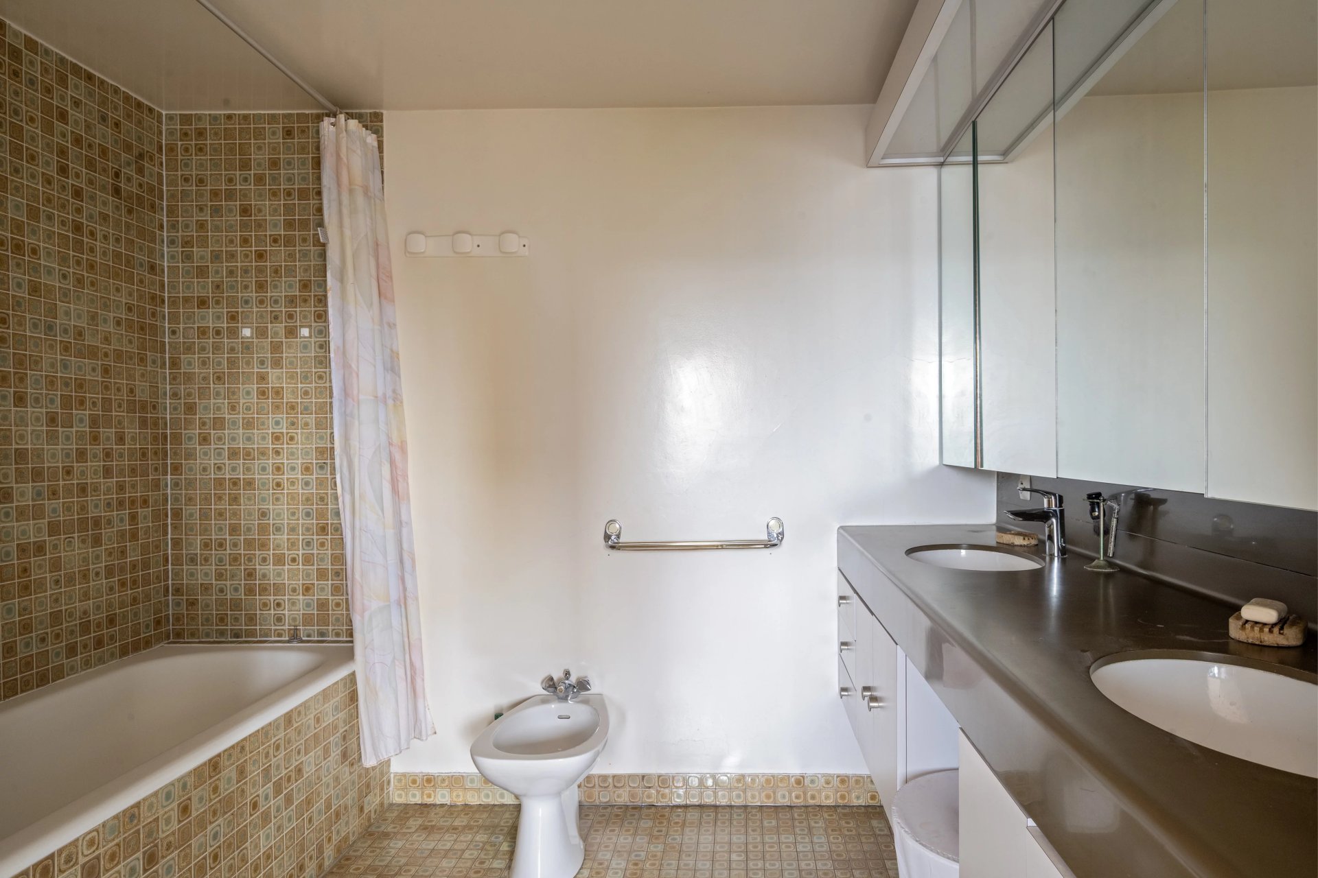 5 Bedroom Apartment/Flat's Image 7