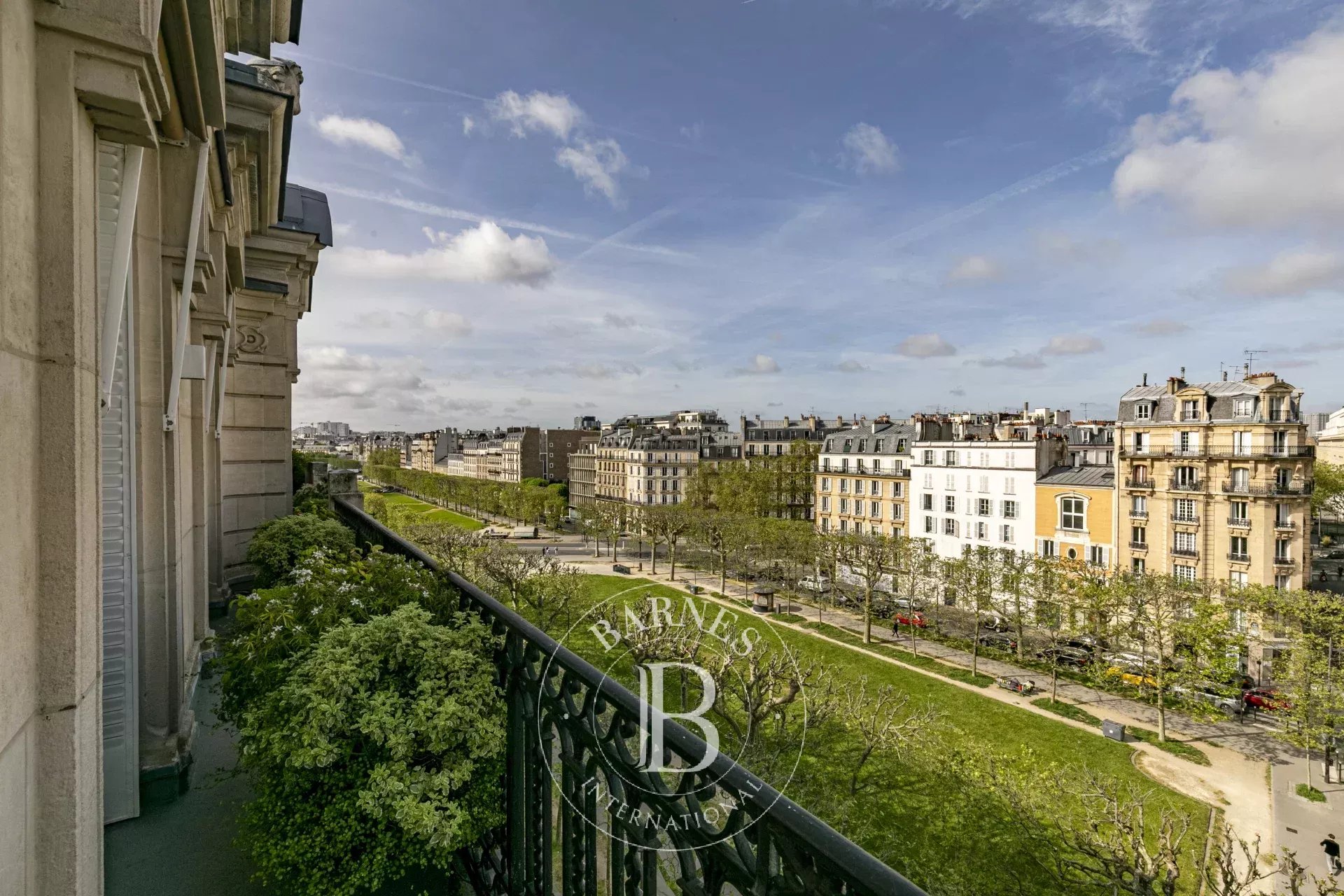 Appartement Paris 75007  -  ref 86918812 (picture 1)