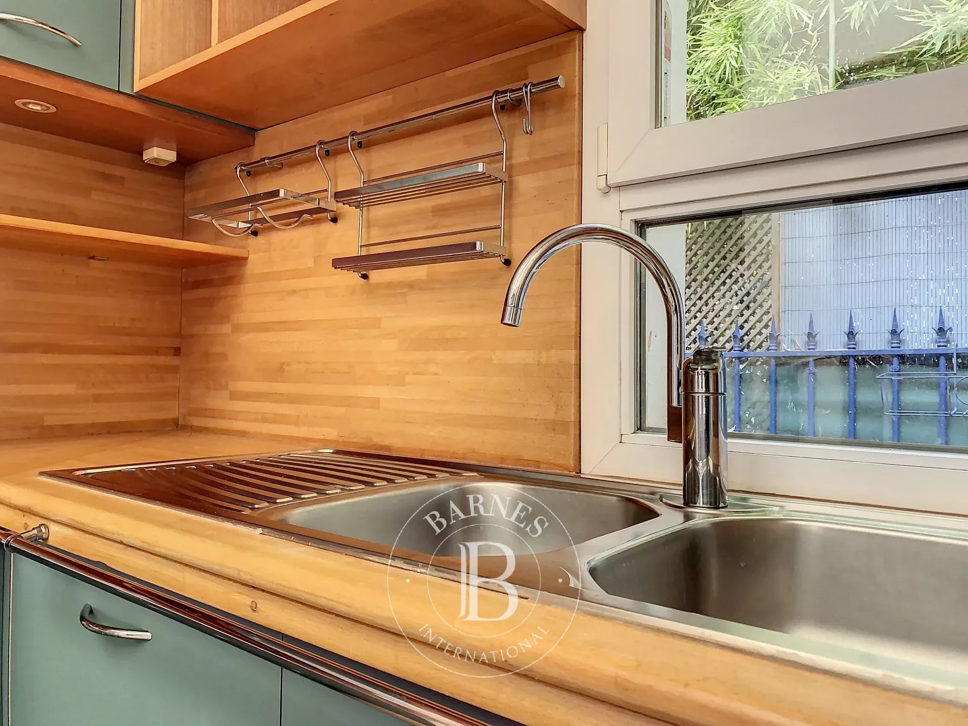 Daire Paris 9ème - picture 17