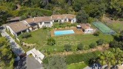 Mougins - Contemporary provençal villa in a secure estate — photo 1 of 7