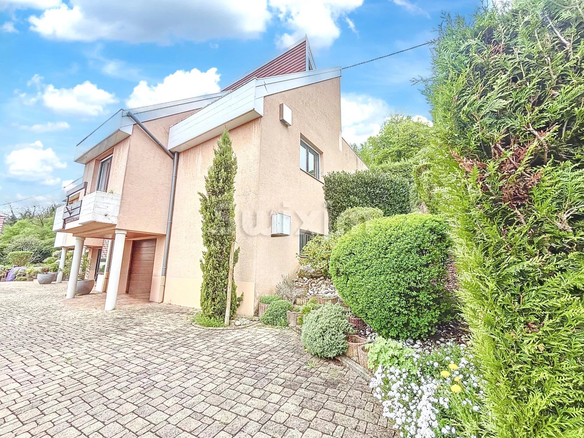 Agence immobilière de SWISS PLAN SAS