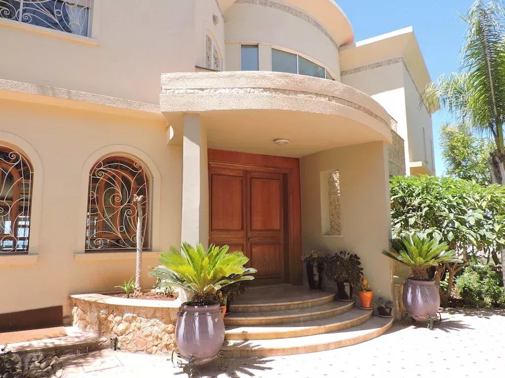 Image of Villa - 4 Bedrooms for Sale in Casablanca-Casablanca-Morocco, Image 4