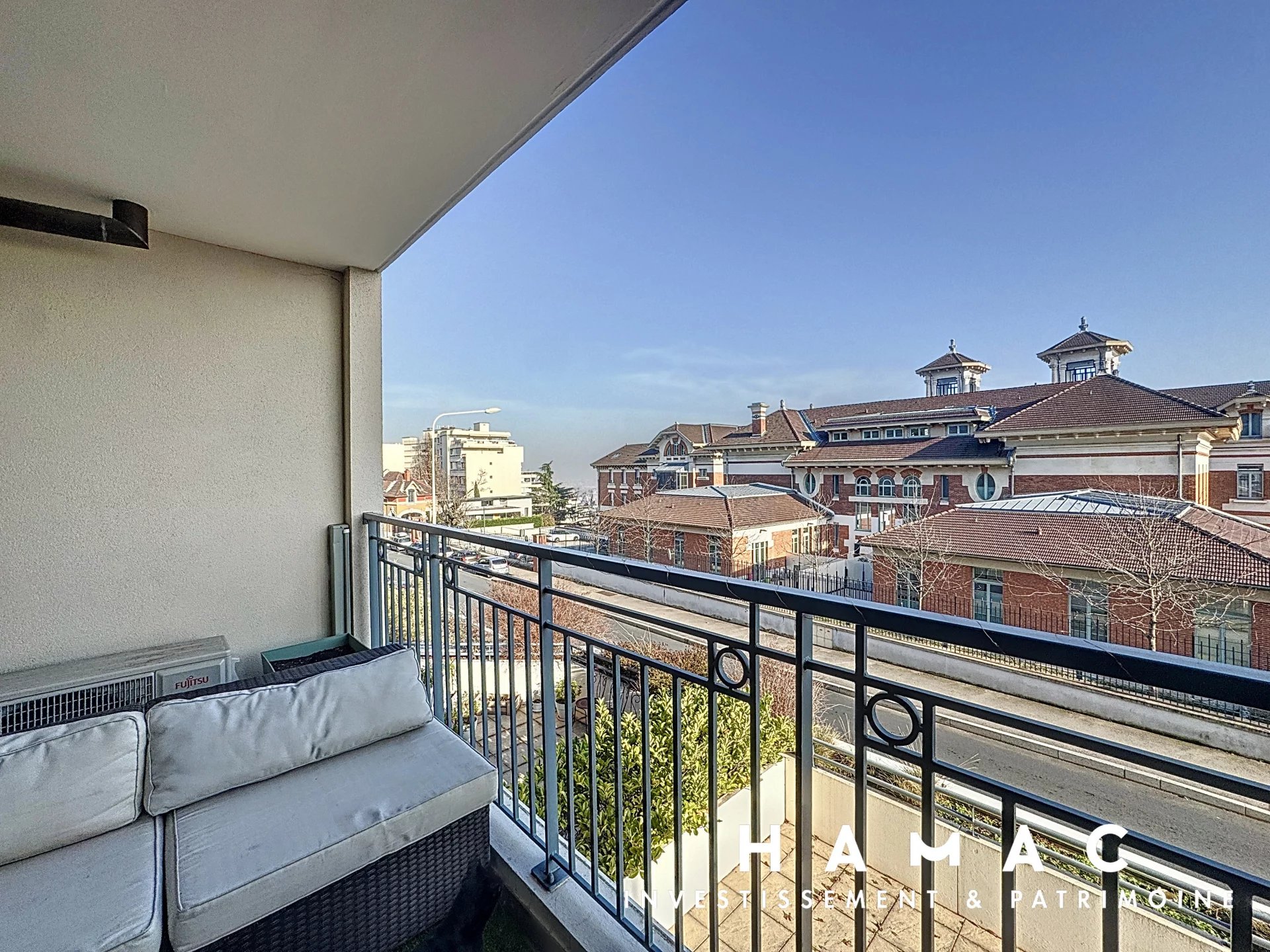 Agence immobilière de 