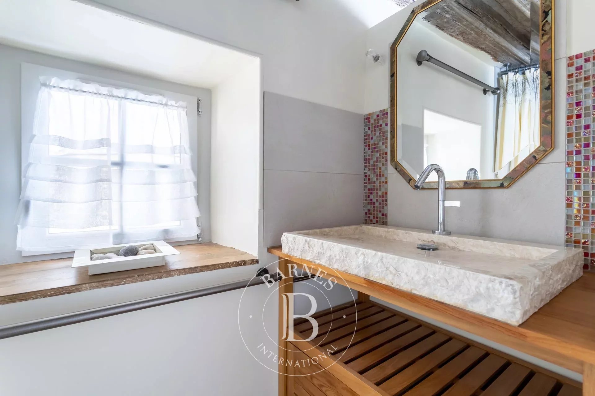 Daire Paris 4ème - picture 5