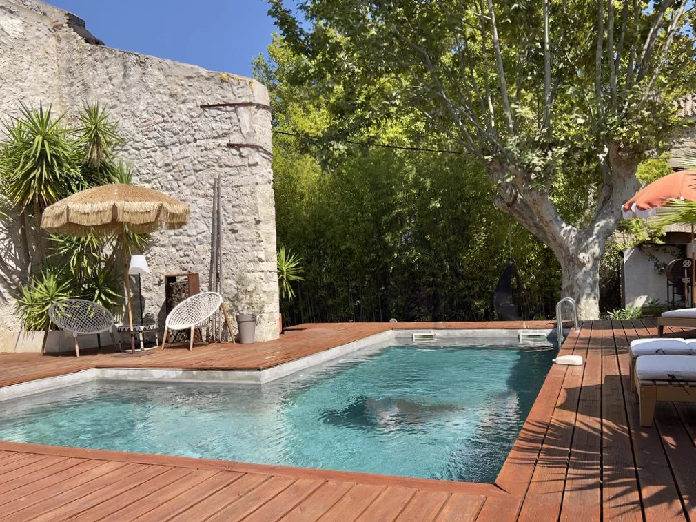 Domaine viticole réhabilité en 3 logements de charme avec piscines et jardins – Narbonne, Canal du Midi