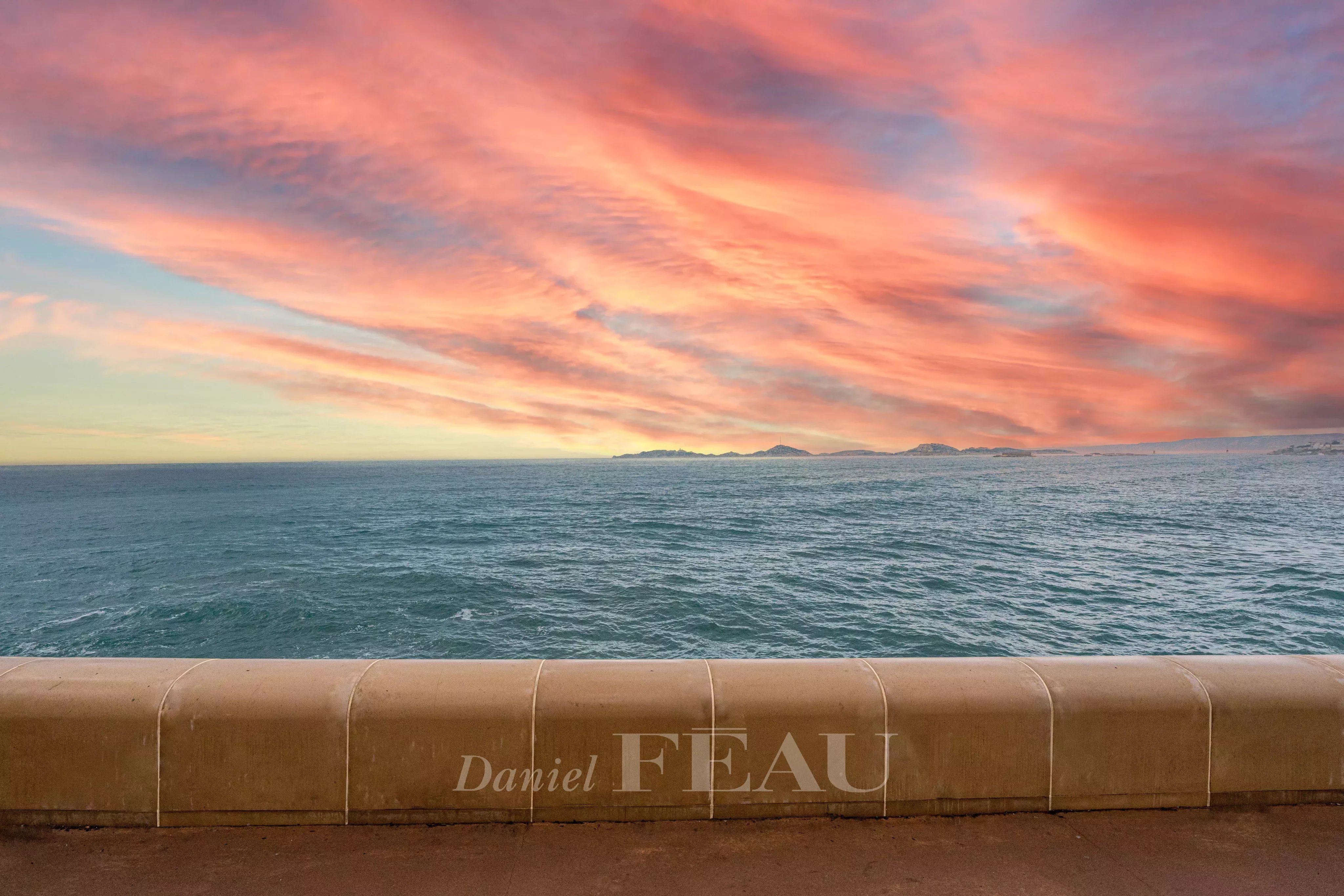 Marseille 7th District – A period mansion commanding a unique sea view