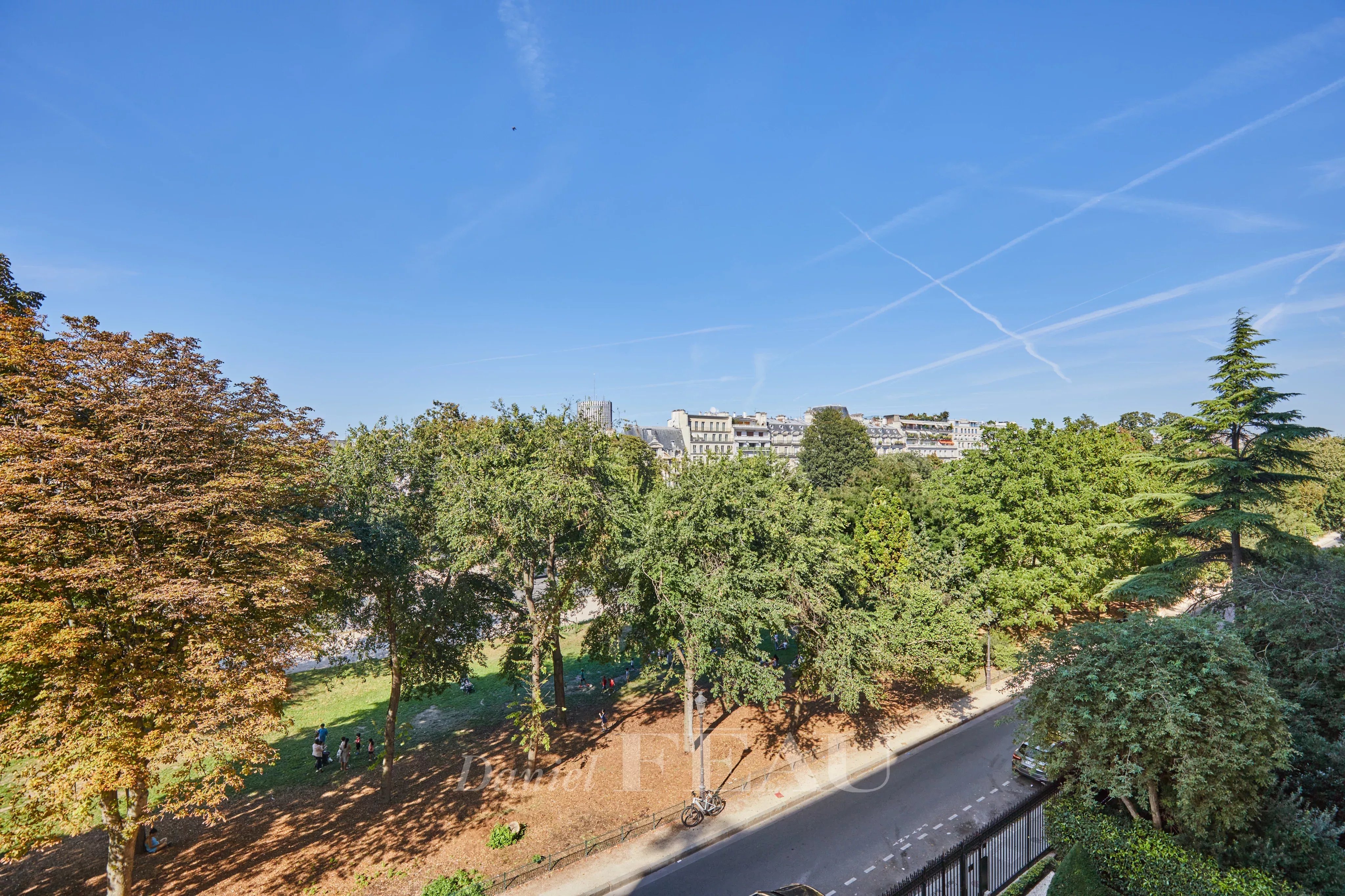 Sale Apartment Paris 16th