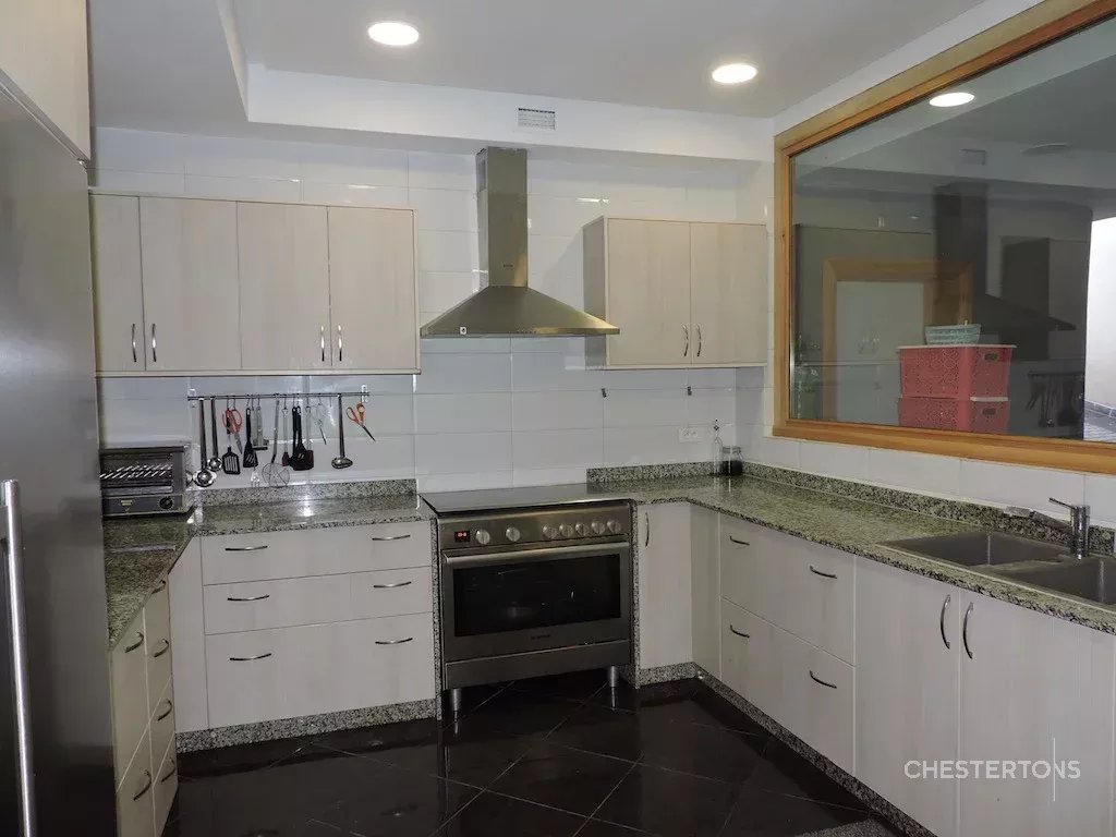 Image of Villa - 4 Bedrooms for Sale in Casablanca-Casablanca-Morocco, Image 10