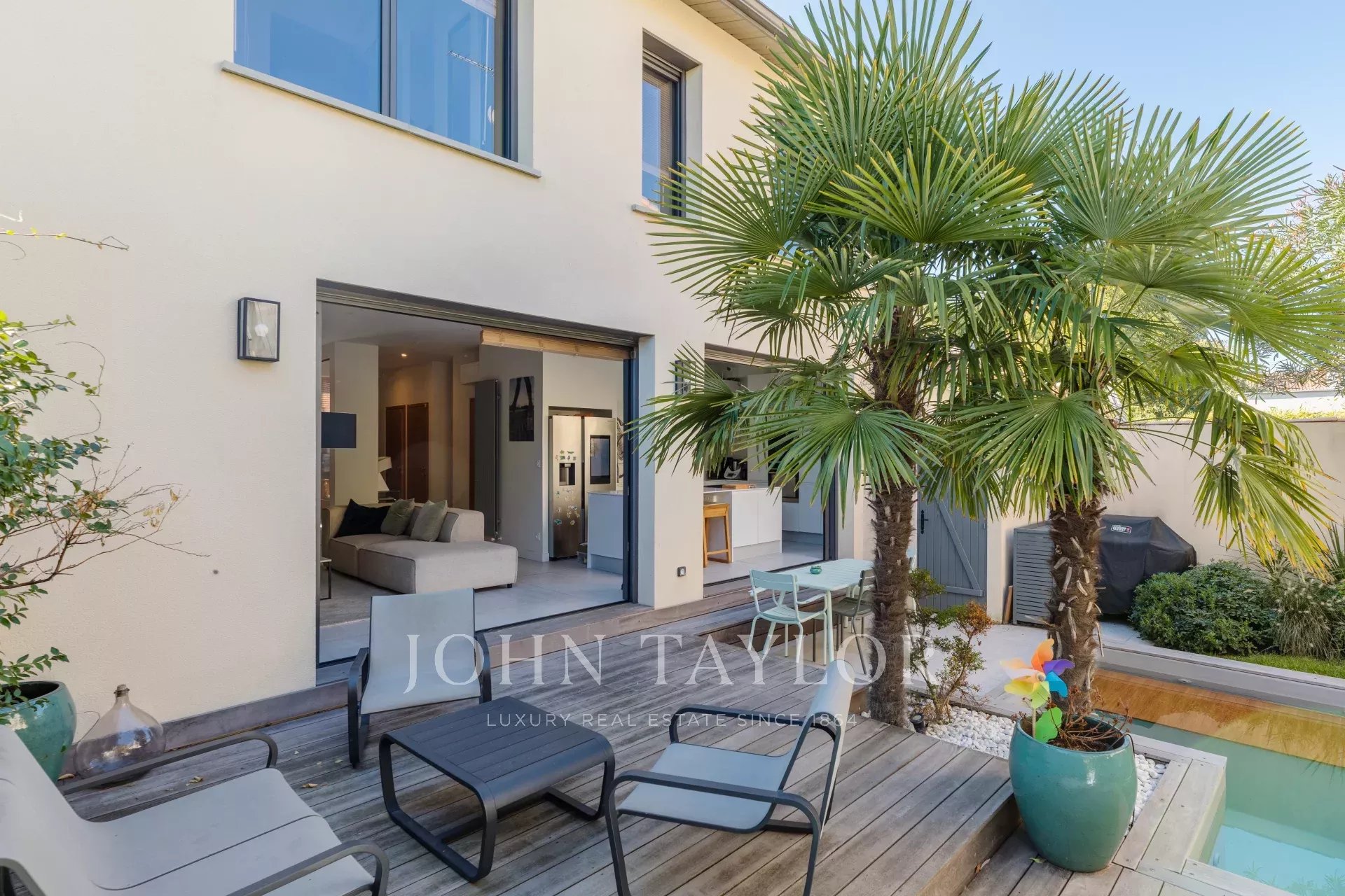 MAISON HAUT DE GAMME - 4 CHAMBRES - PISCINE - PARKING - CLIMATISATION - NANSOUTY