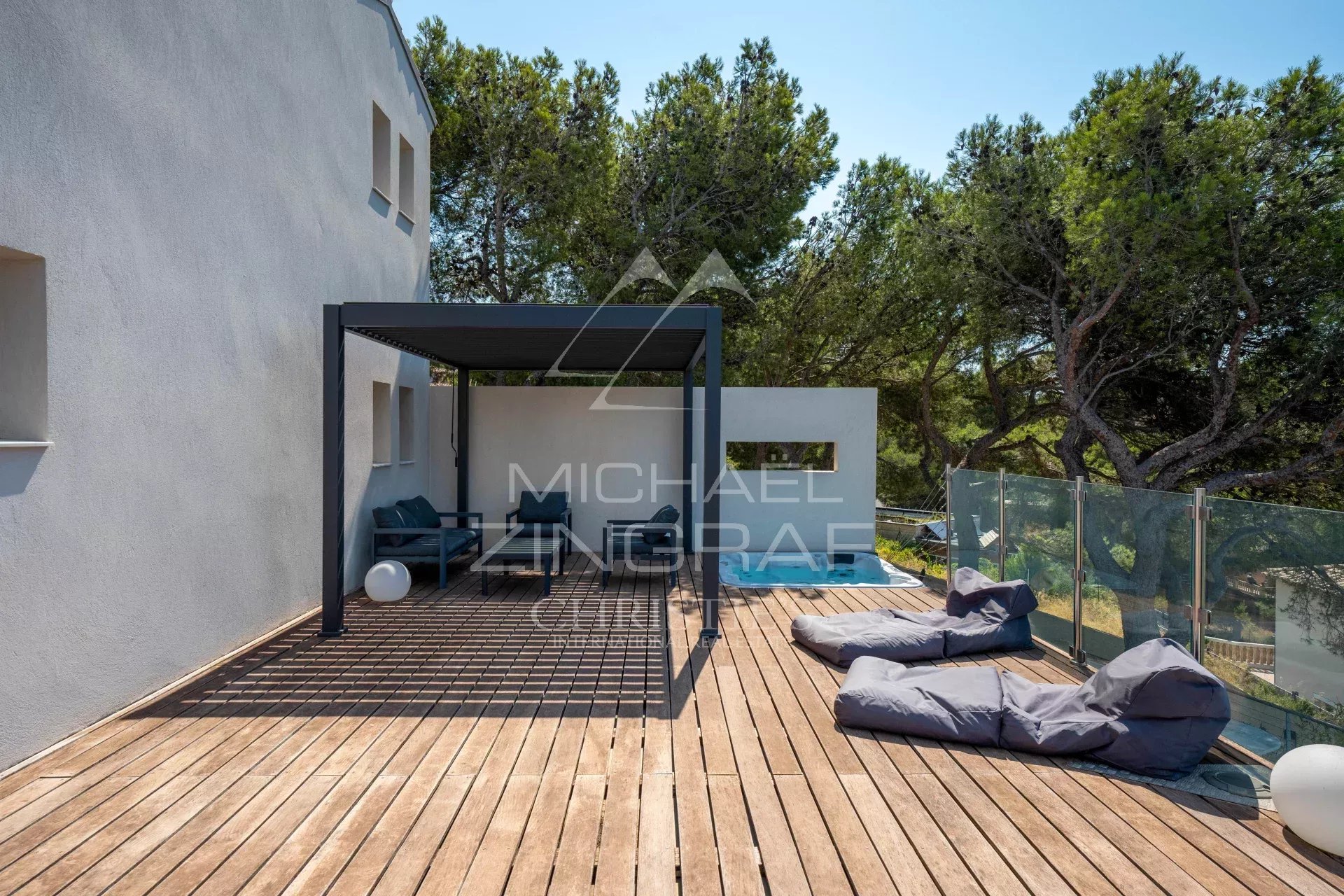 4 Bedroom Villa/Townhouse's Image 12