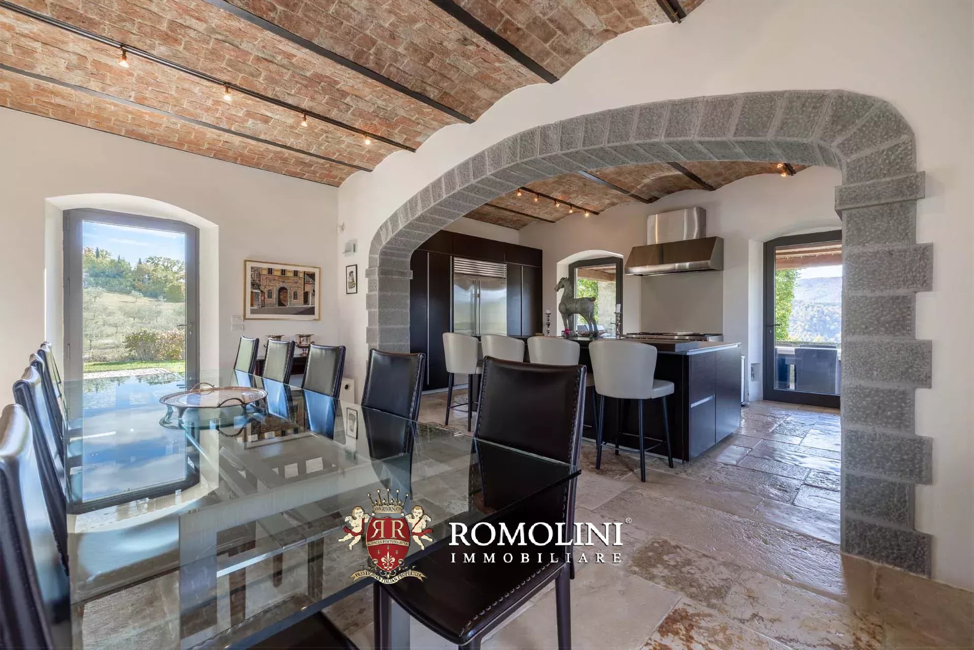 7 Bedroom Villa/Townhouse's Image 34