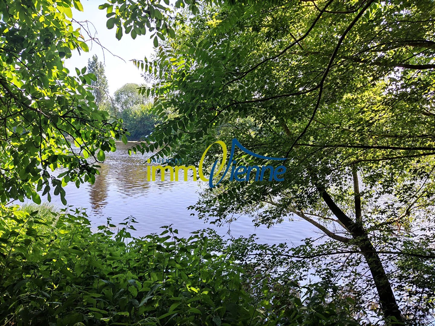 Vente Terrain Civaux