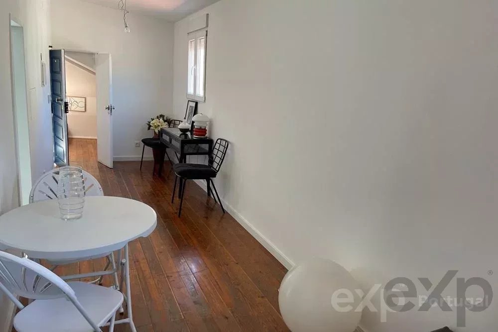 Furnished 2-bedroom apartment in downtown Lisbon 85507002 image 9