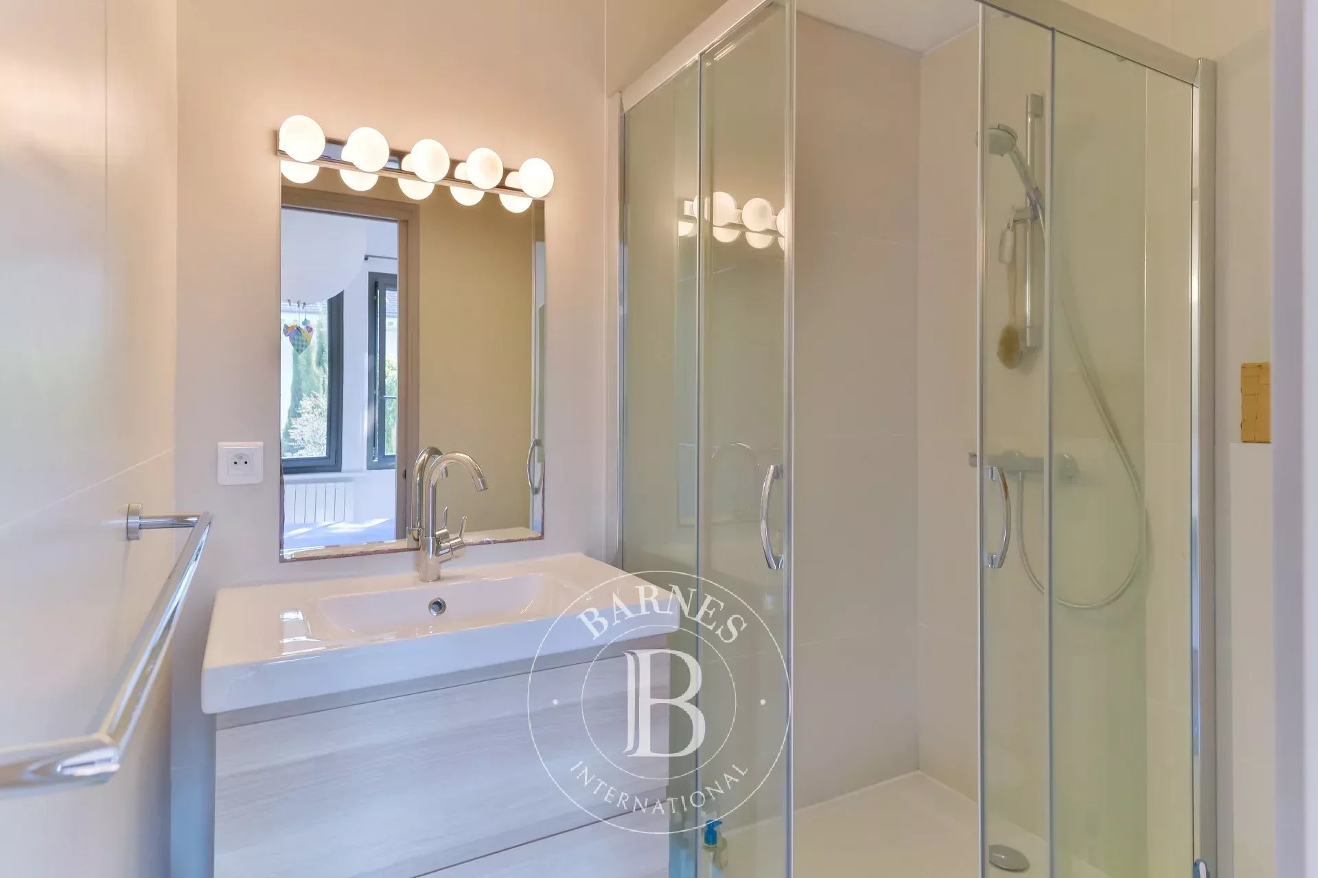 Ev Lyon 5ème - picture 9