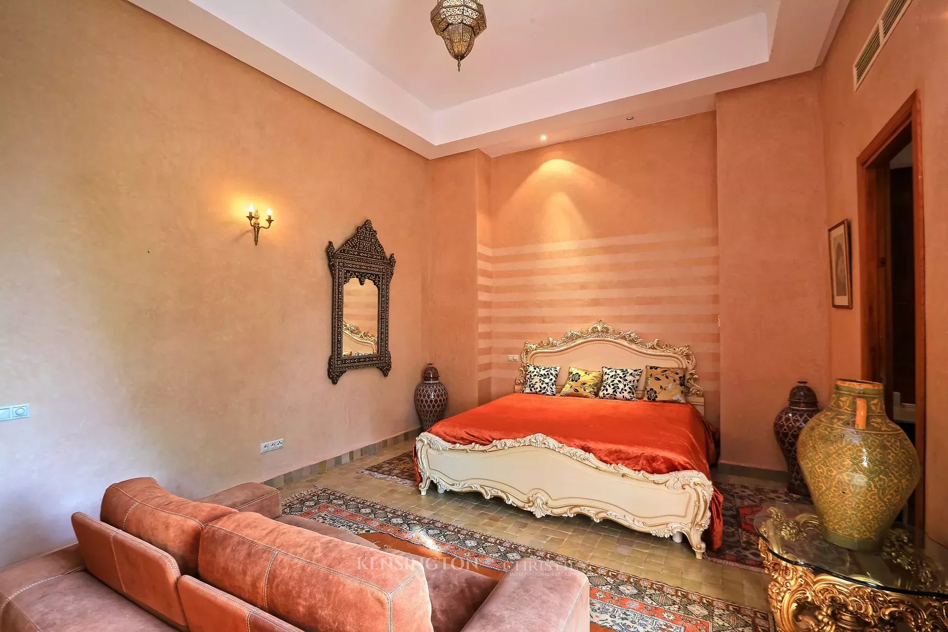 4 Bedroom Villa/Townhouse's Image 13
