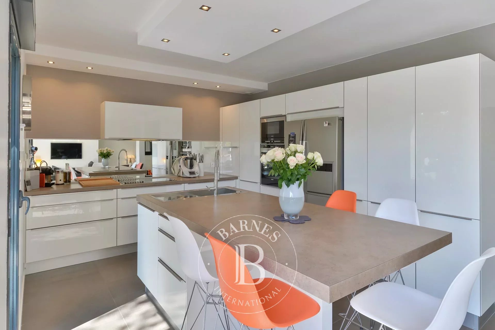 Ev Écully - picture 6