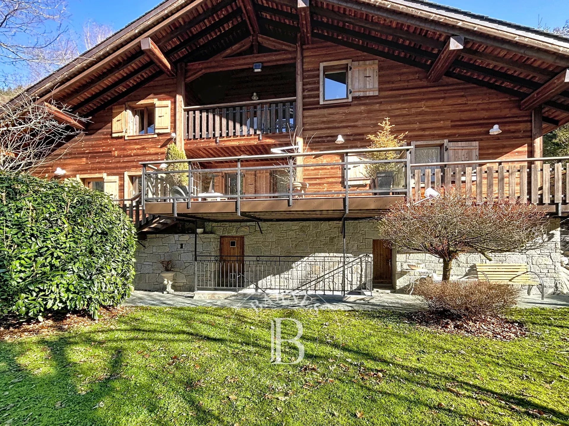 Photo of Morzine - Chalet - 4 bedrooms - 227 sqm - 2 box