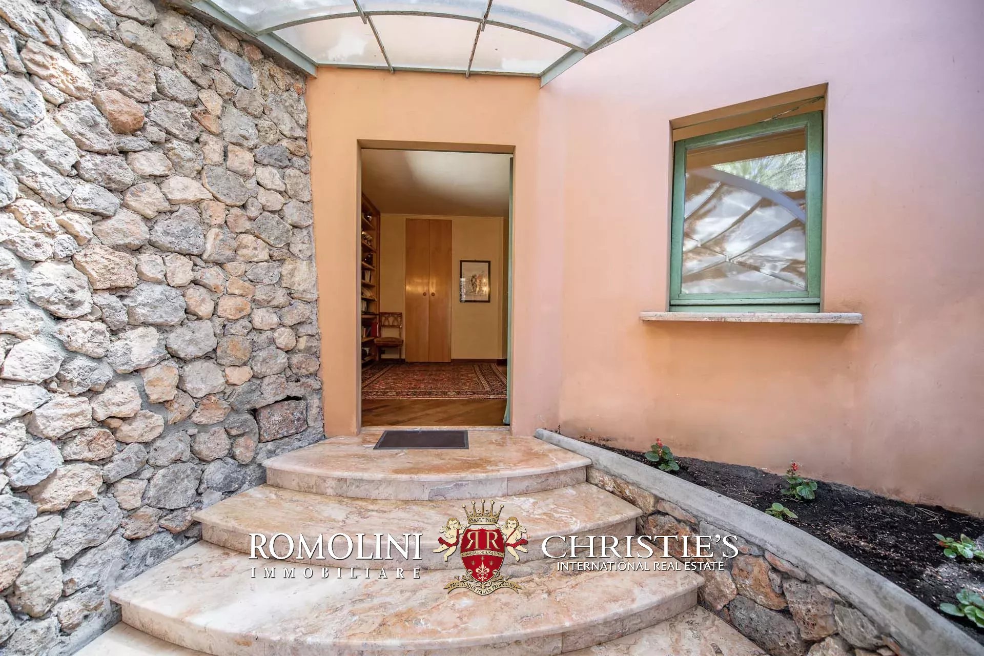 4 Bedroom Villa/Townhouse's Image 39