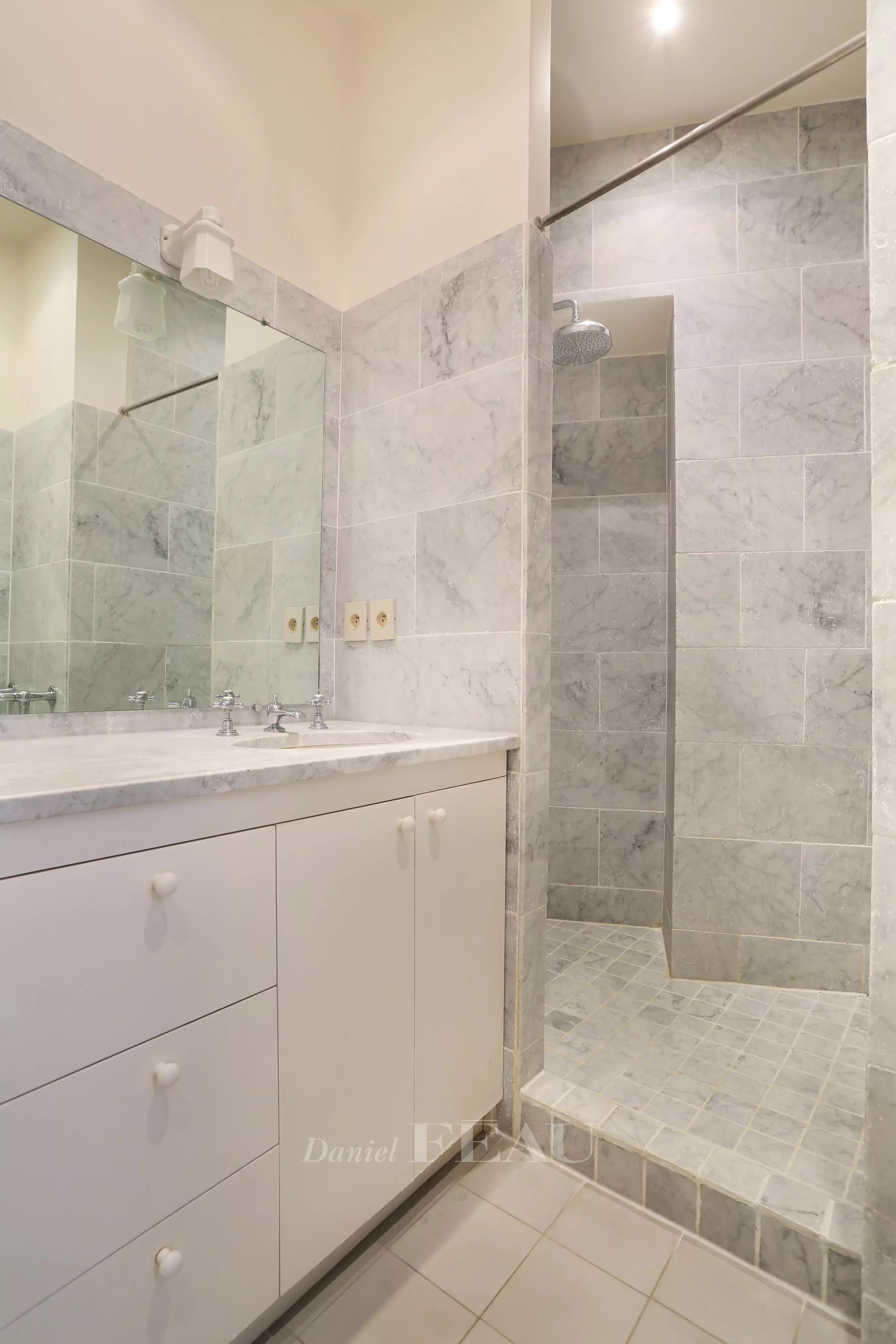 Rental Apartment Paris 16th