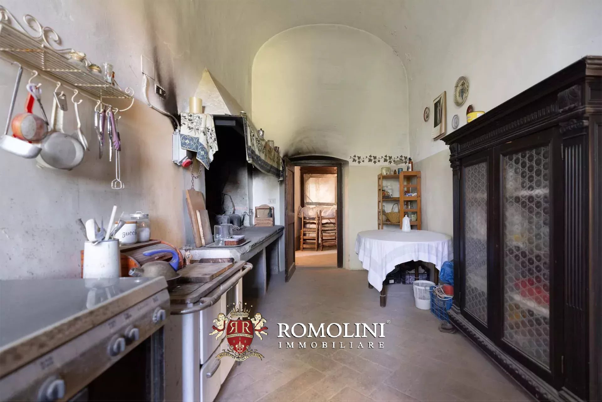 30 Bedroom Villa/Townhouse's Image 82