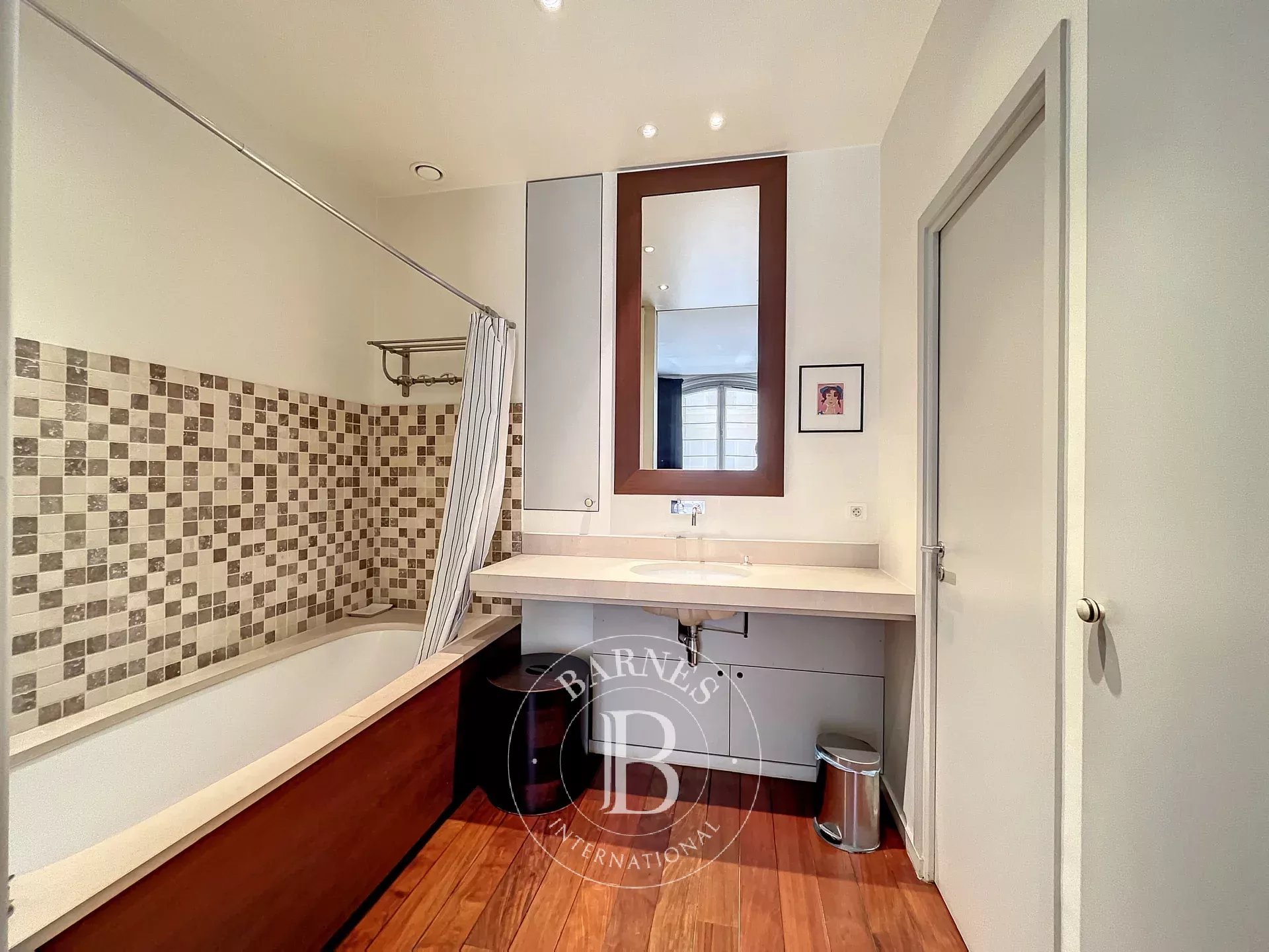 Daire Paris 8ème - picture 7