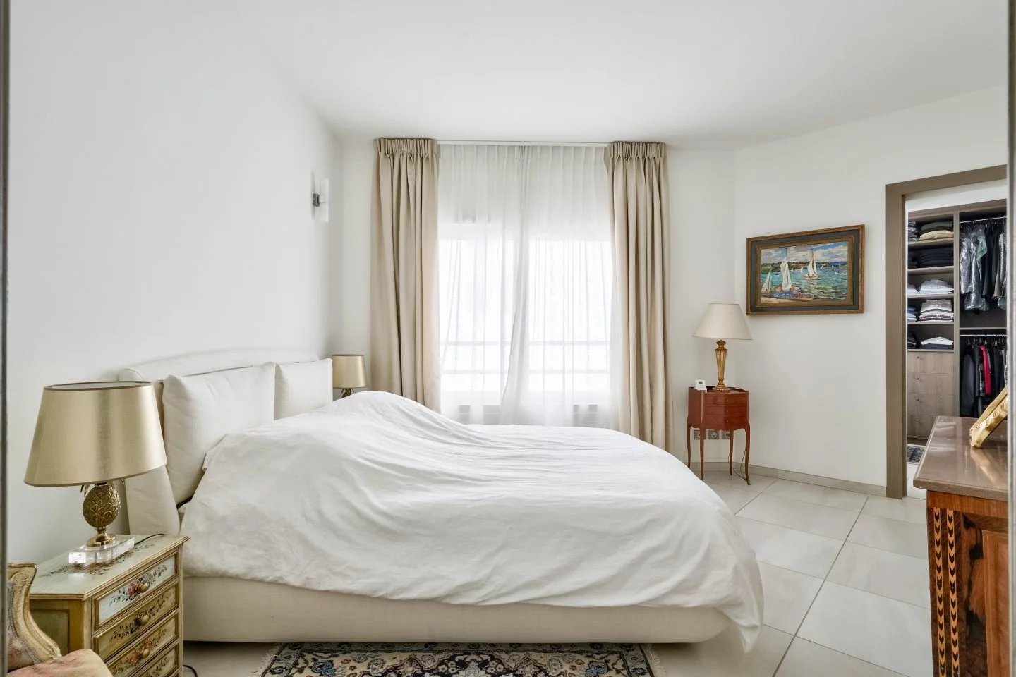 2 Bedroom Apartment/Flat's Image 4