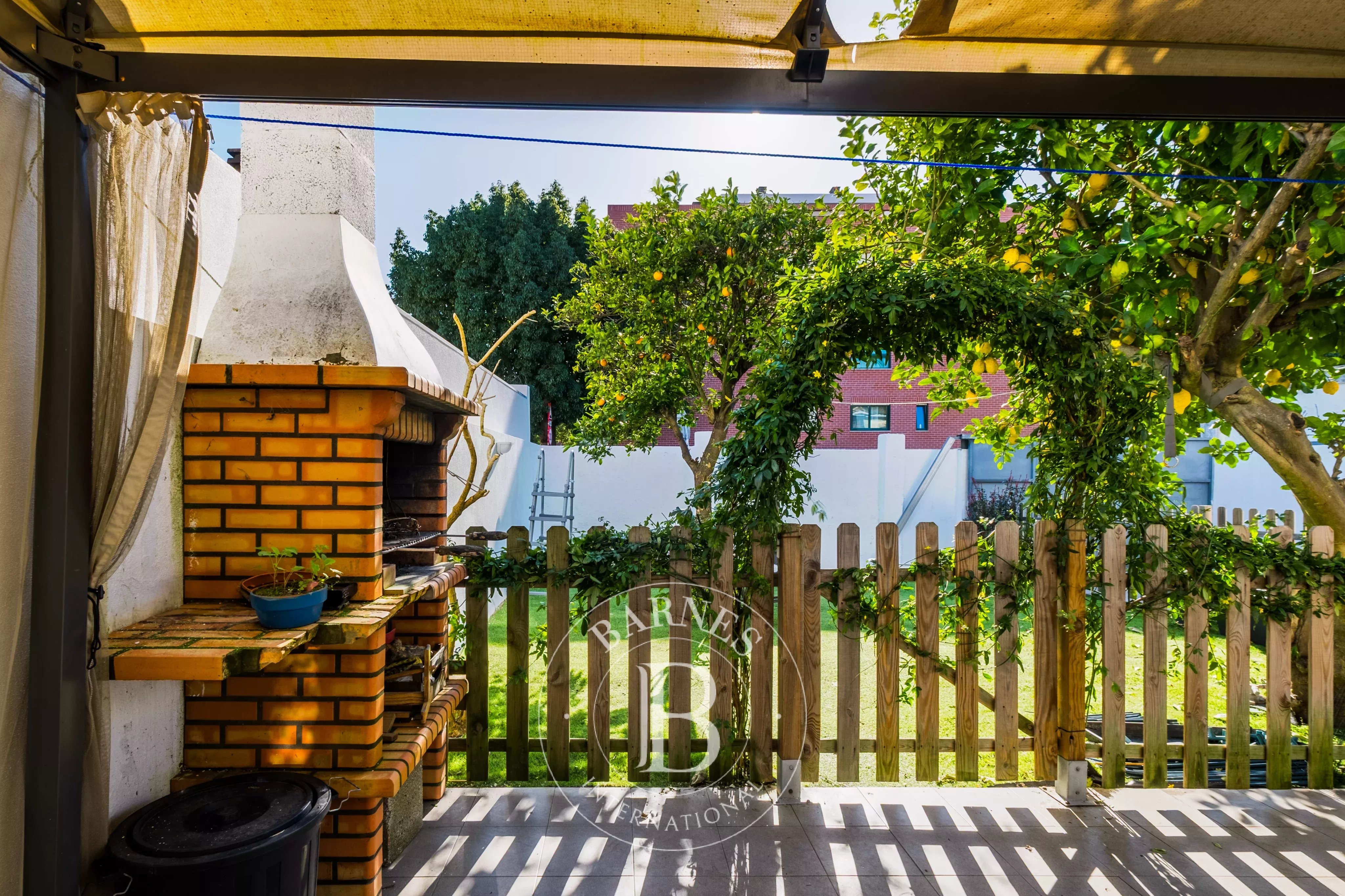 Moradia familiar Moradia familiar