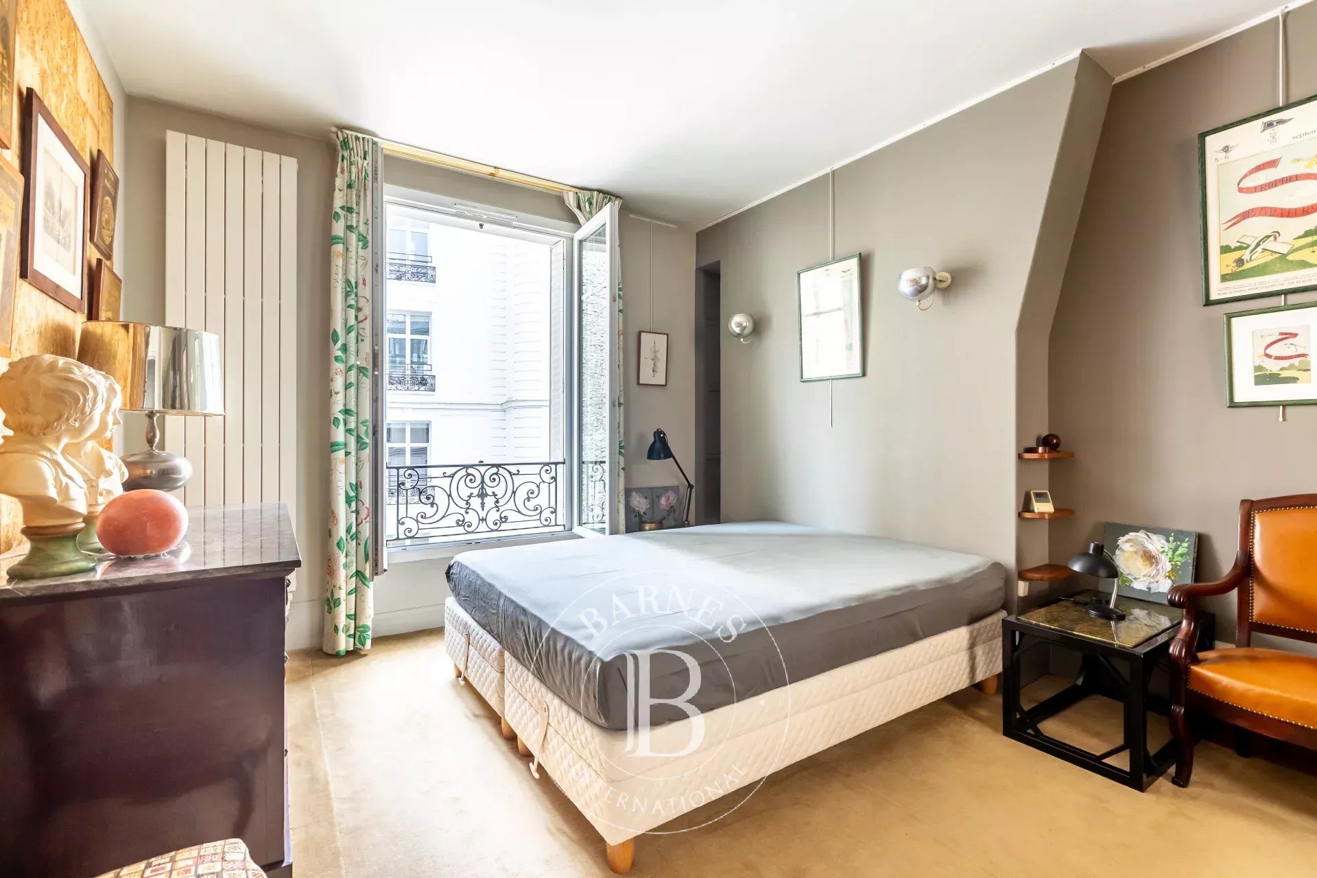 Paris  - Apartment 3 Bedrooms - picture 8