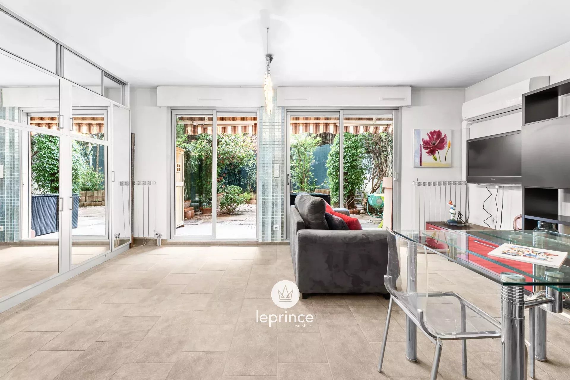 Nice Nord - Gorbella / 2 rooms Garden level Parking
