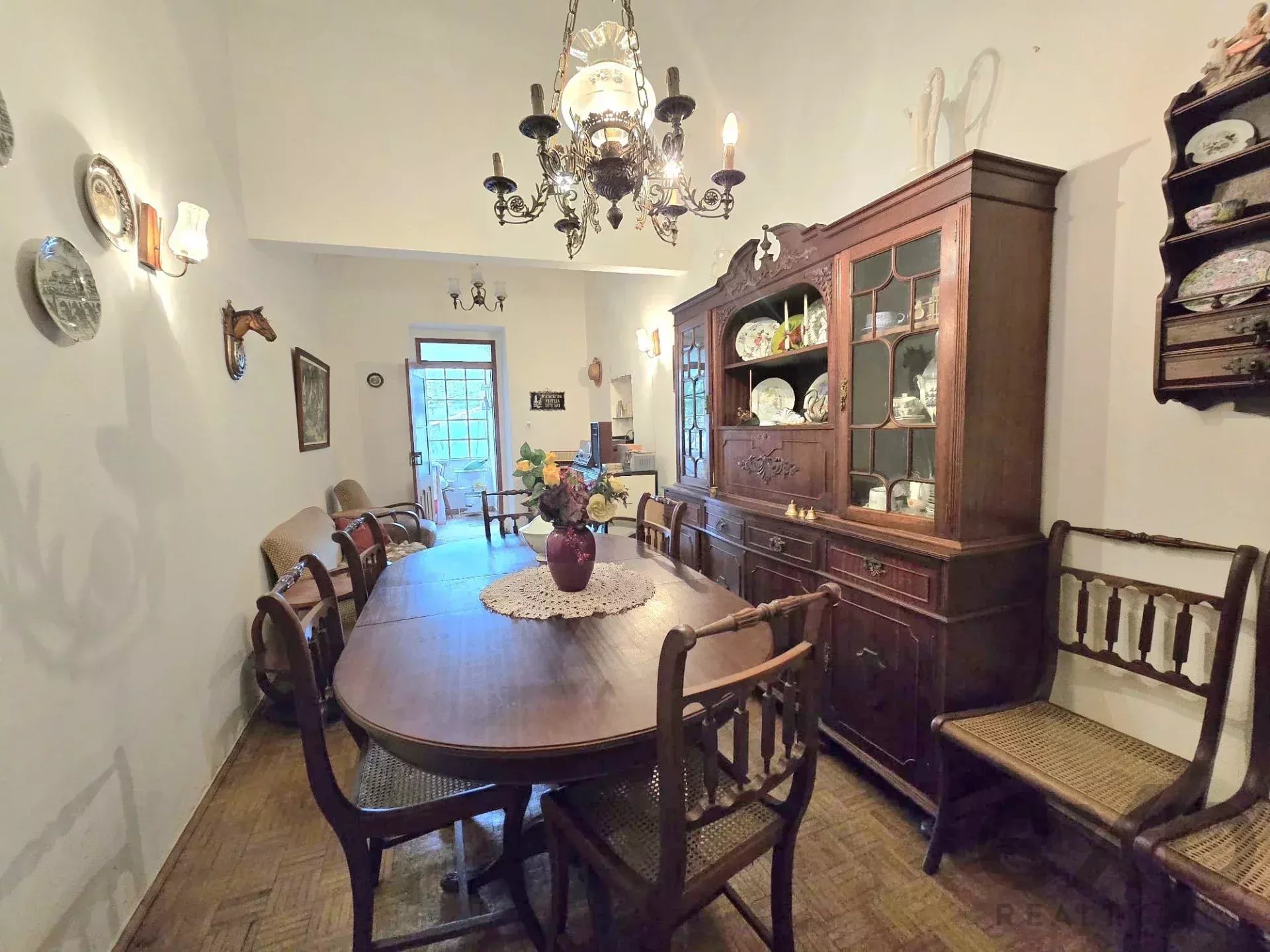 Detached house with 2 floors, yard, garage and terrace. 85992079 image 4
