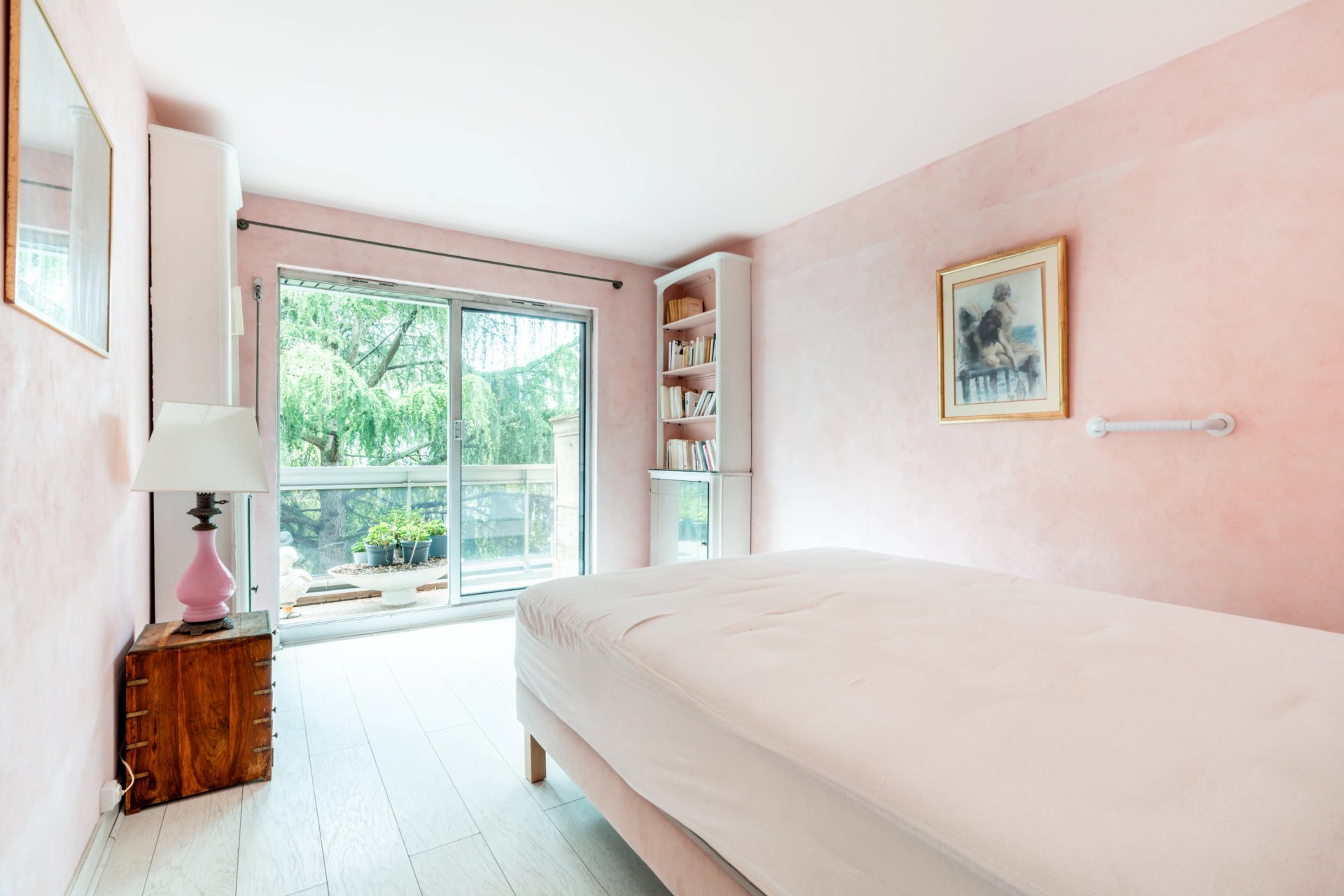 2 Bedroom Apartment/Flat's Image 4