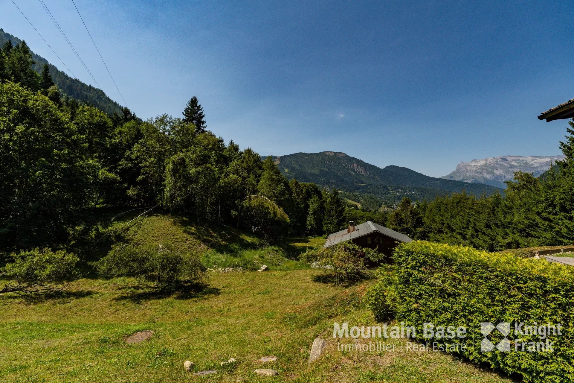 Photo of A 3 bedroom apartment with garden in the heights of Les Houches