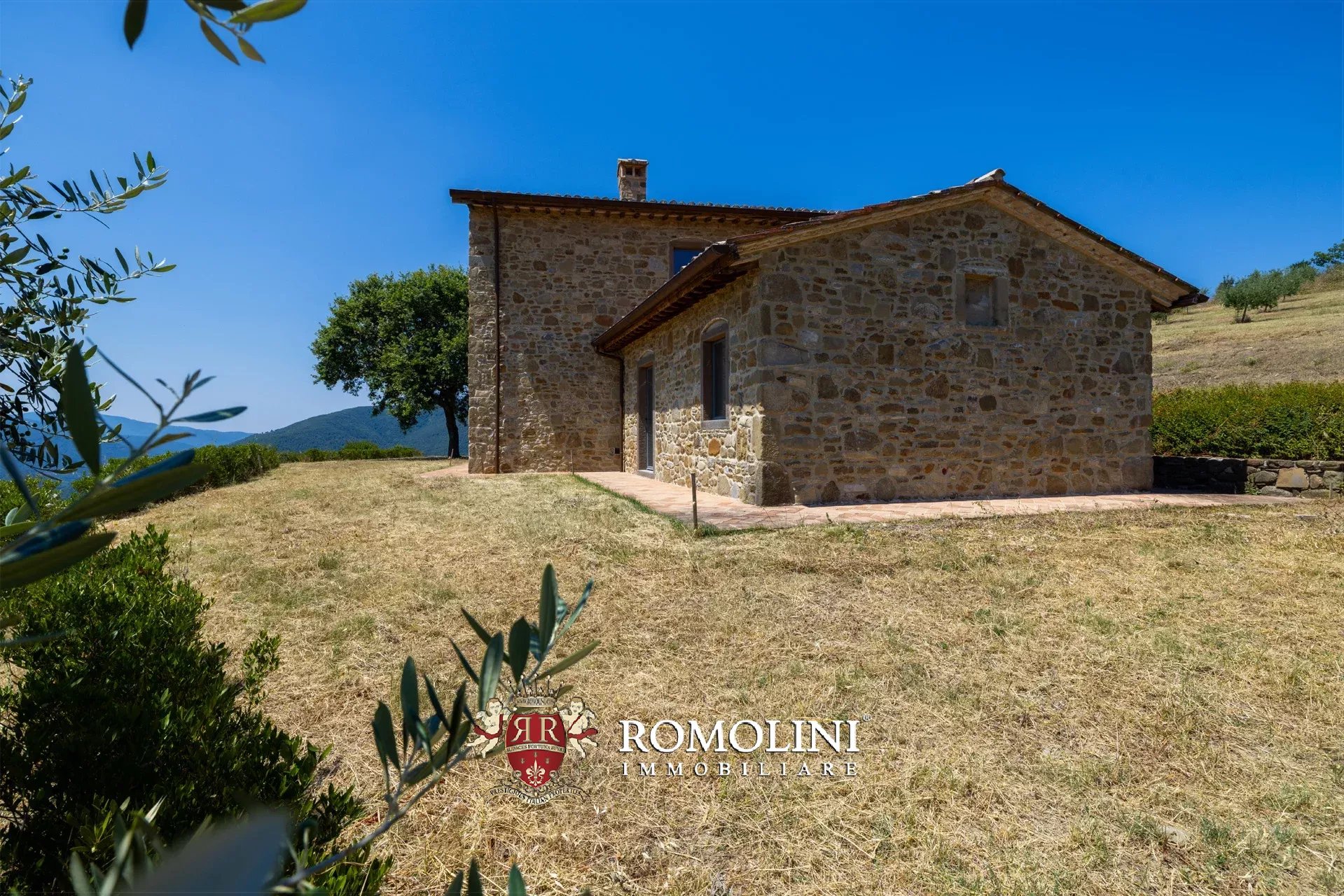 4 Bedroom Villa/Townhouse's Image 9
