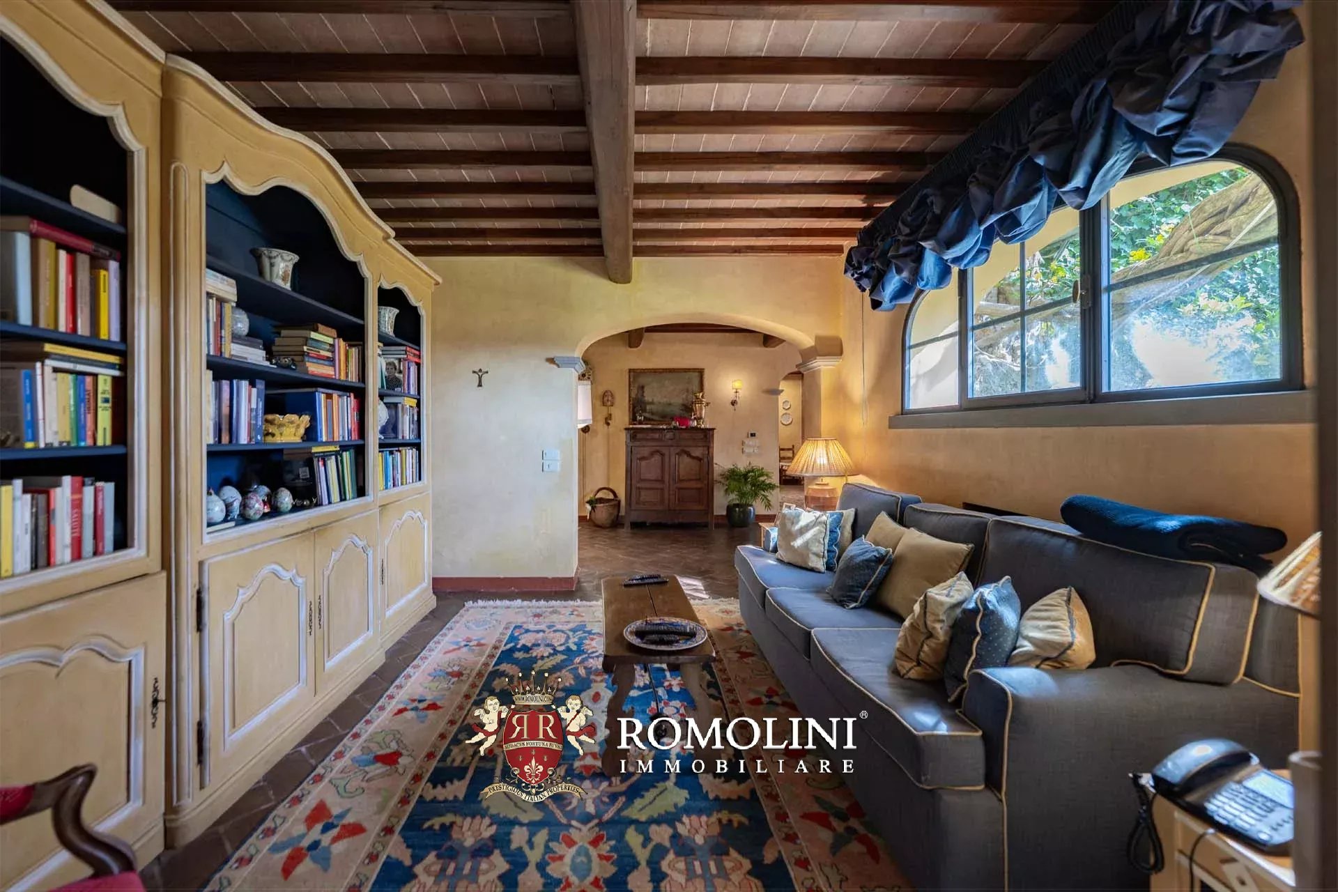 10 Bedroom Villa/Townhouse's Image 64