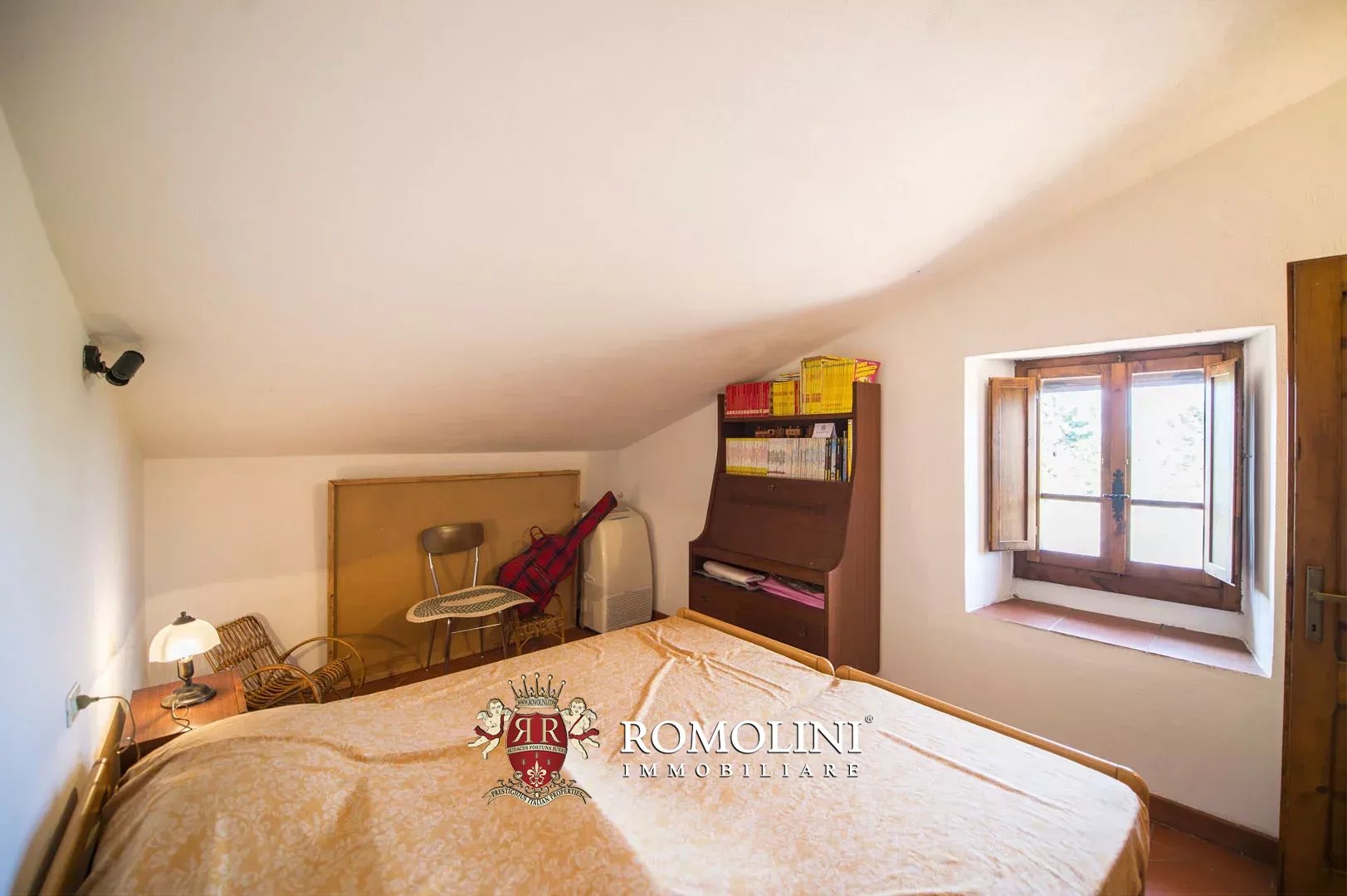 7 Bedroom Villa/Townhouse's Image 29