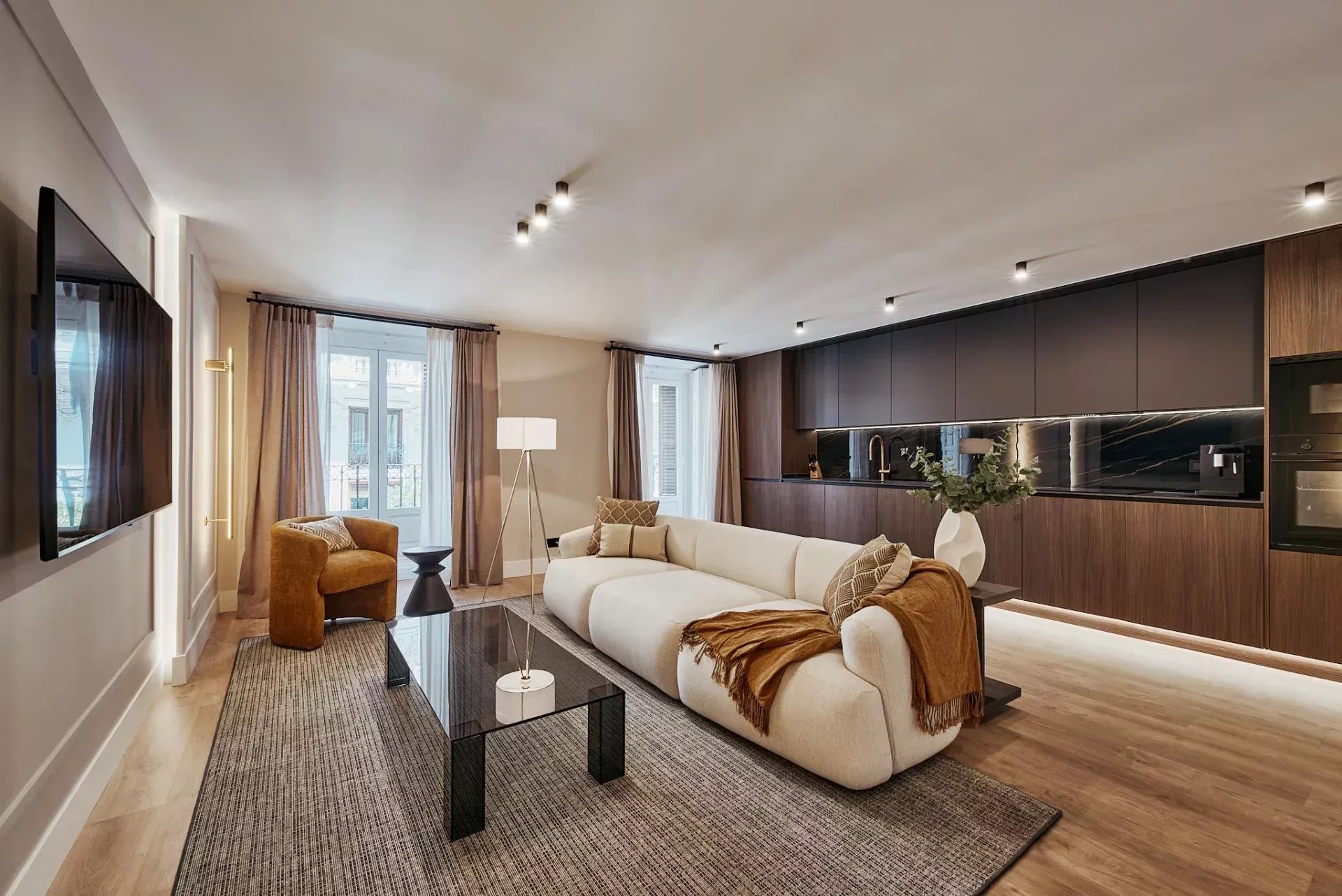 Appartement rénové dans la rue centrale Calle Mayor