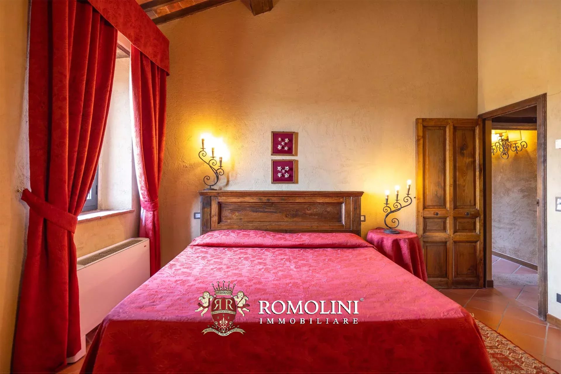 10 Bedroom Villa/Townhouse's Image 59