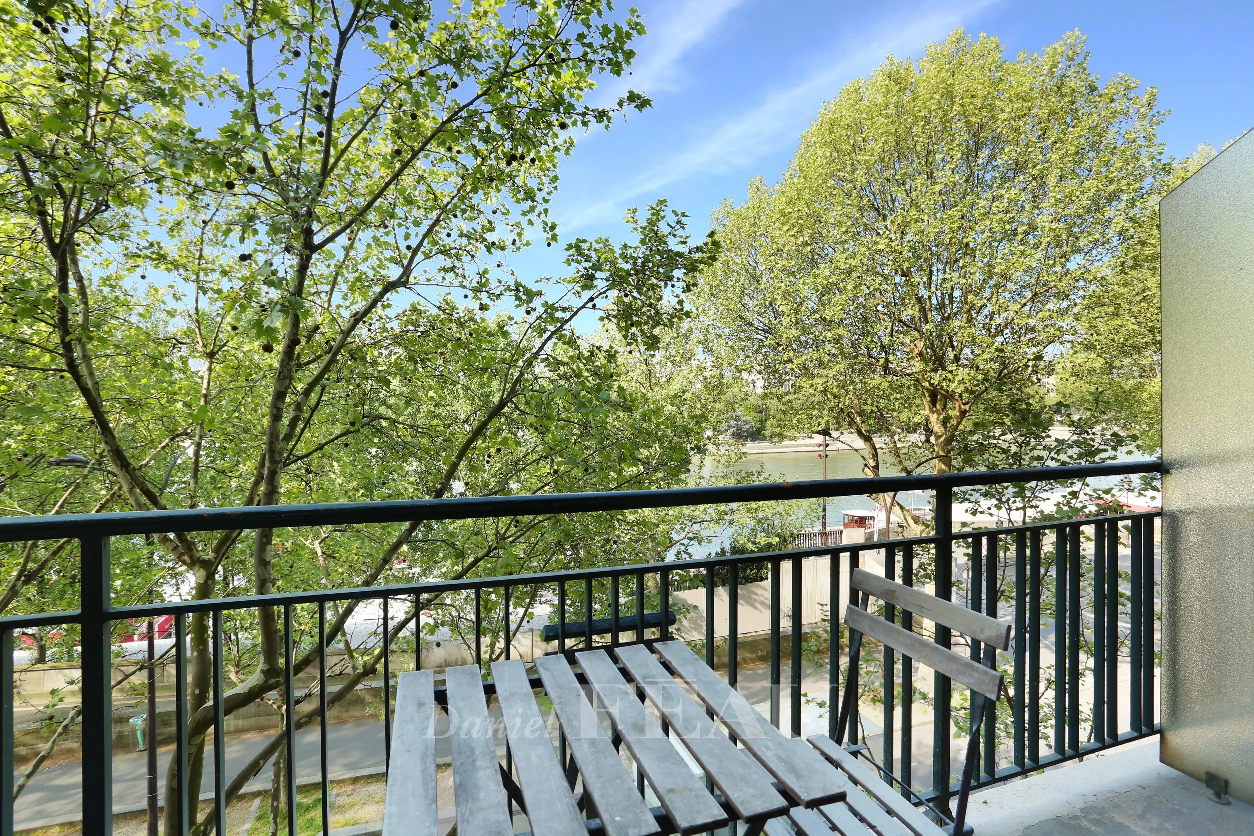 Rental Apartment Paris 4th