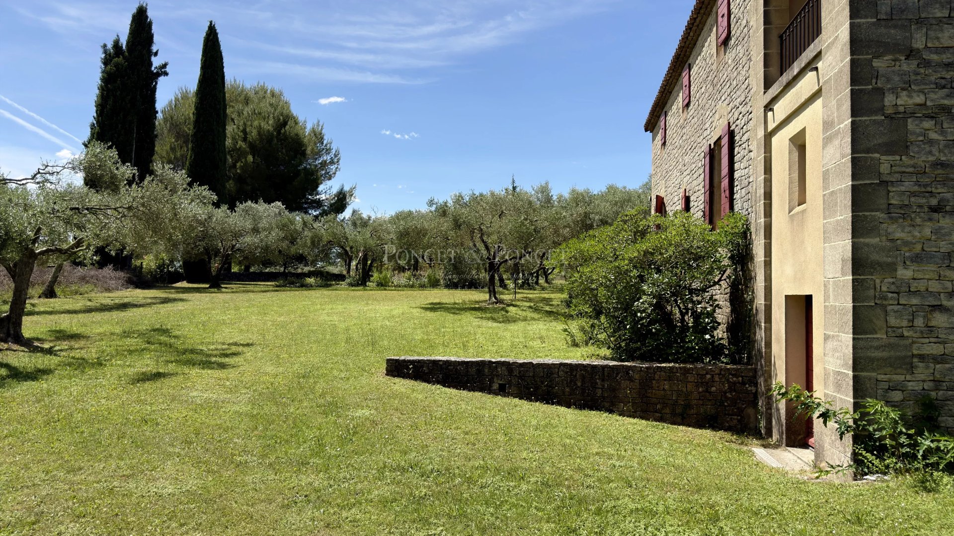 4 Bedroom Villa/Townhouse's Image 22
