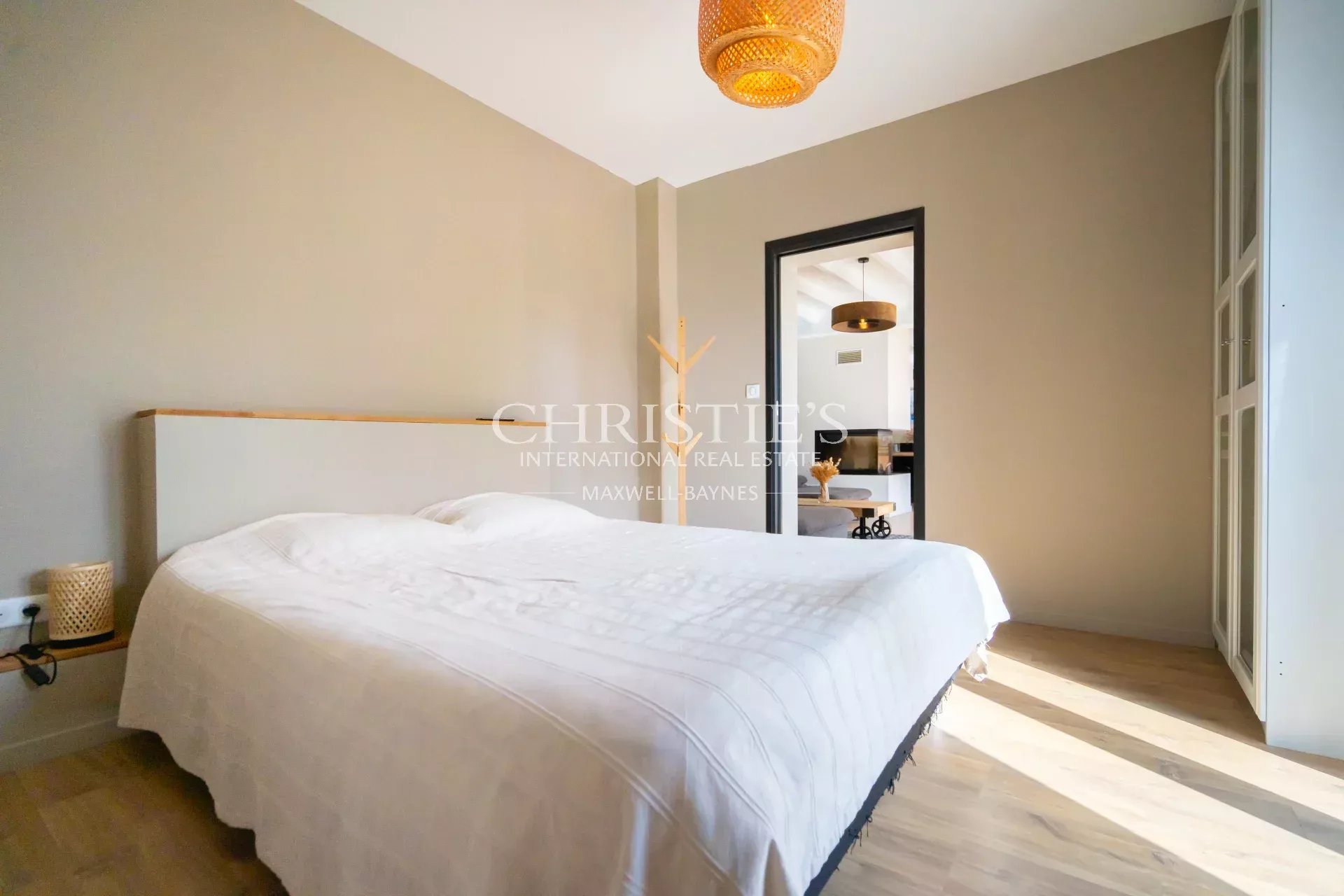 4 Bedroom Villa/Townhouse's Image 11