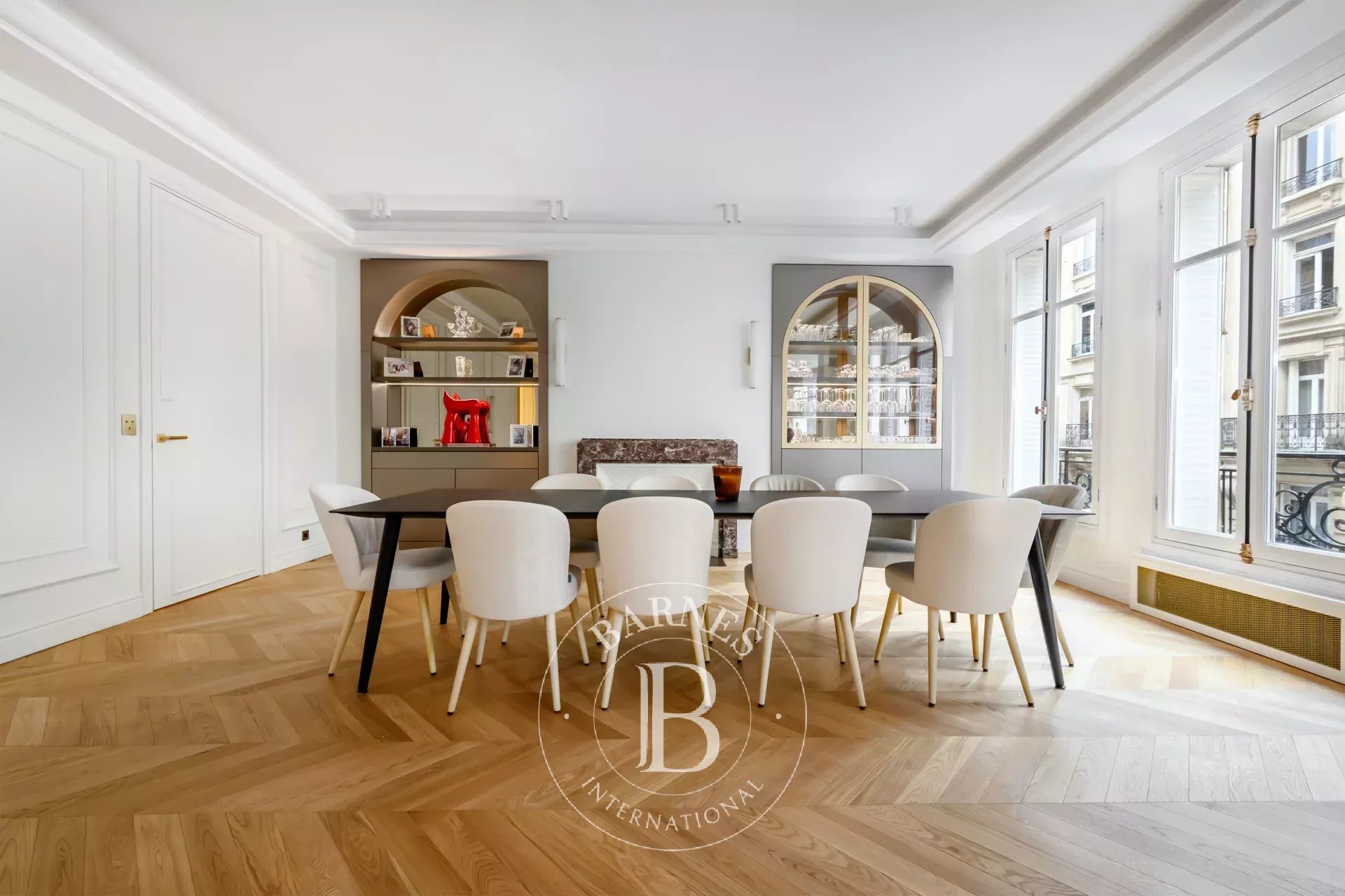 Daire Paris 8ème - picture 4