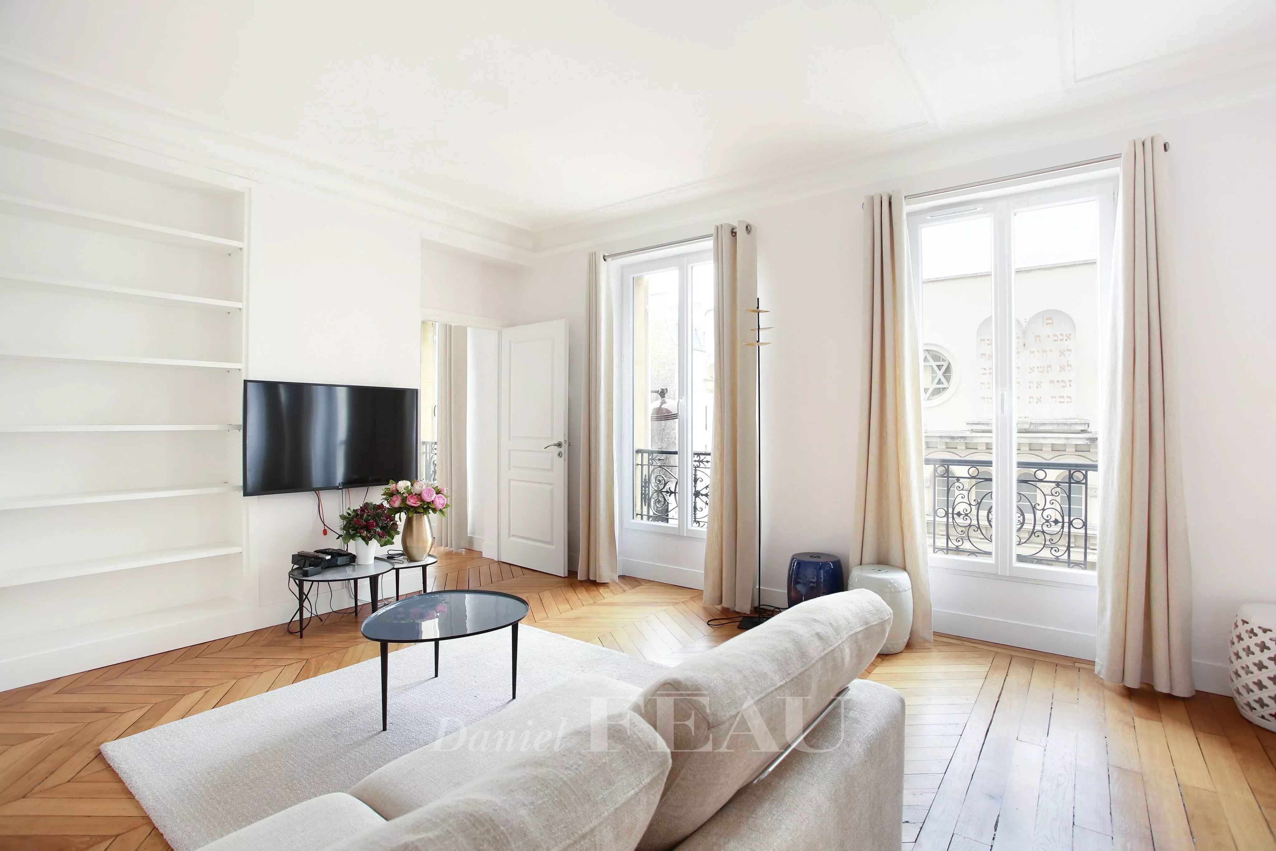 Living-room Wooden floor