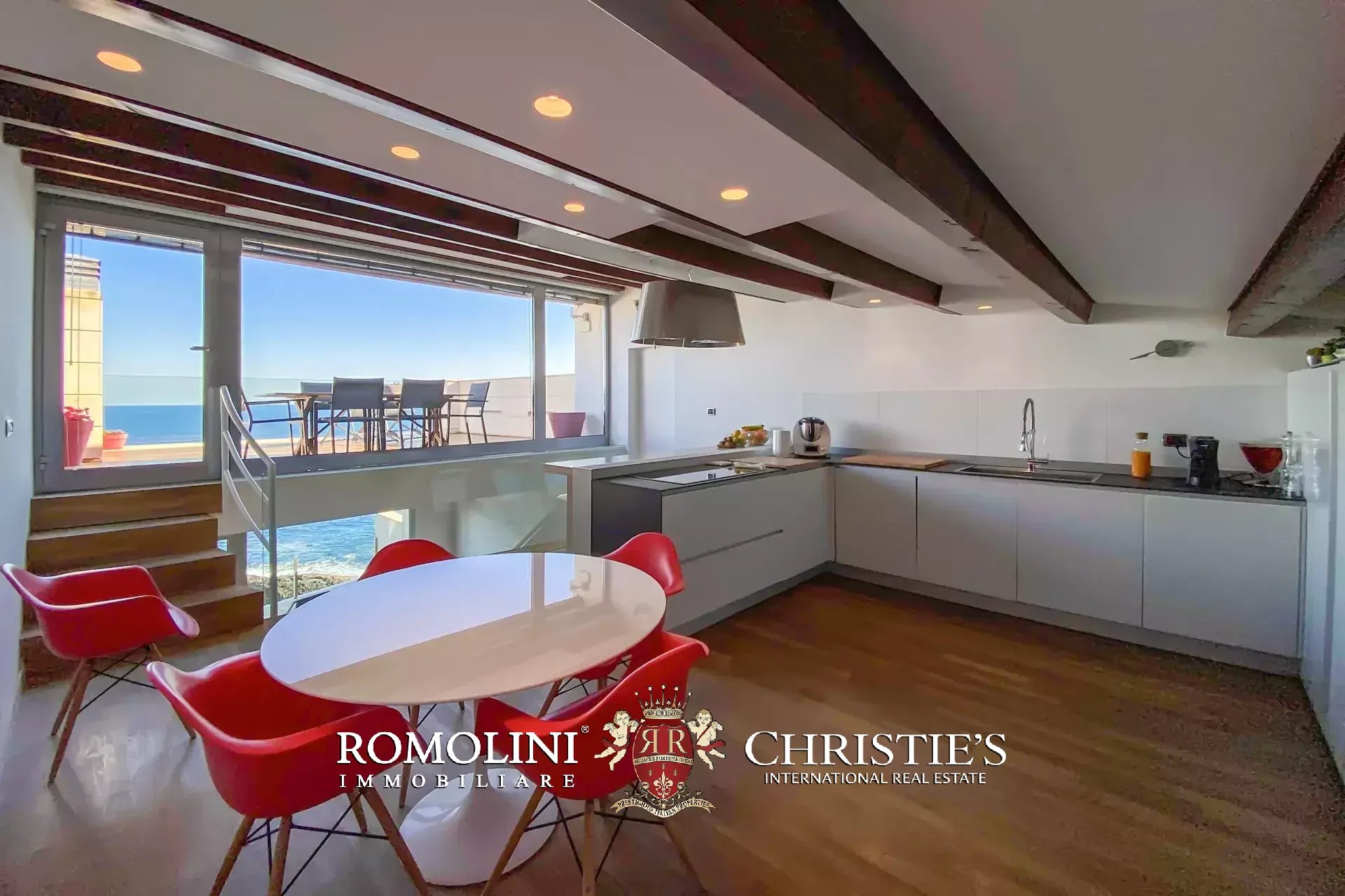 3 Bedroom Villa/Townhouse's Image 17