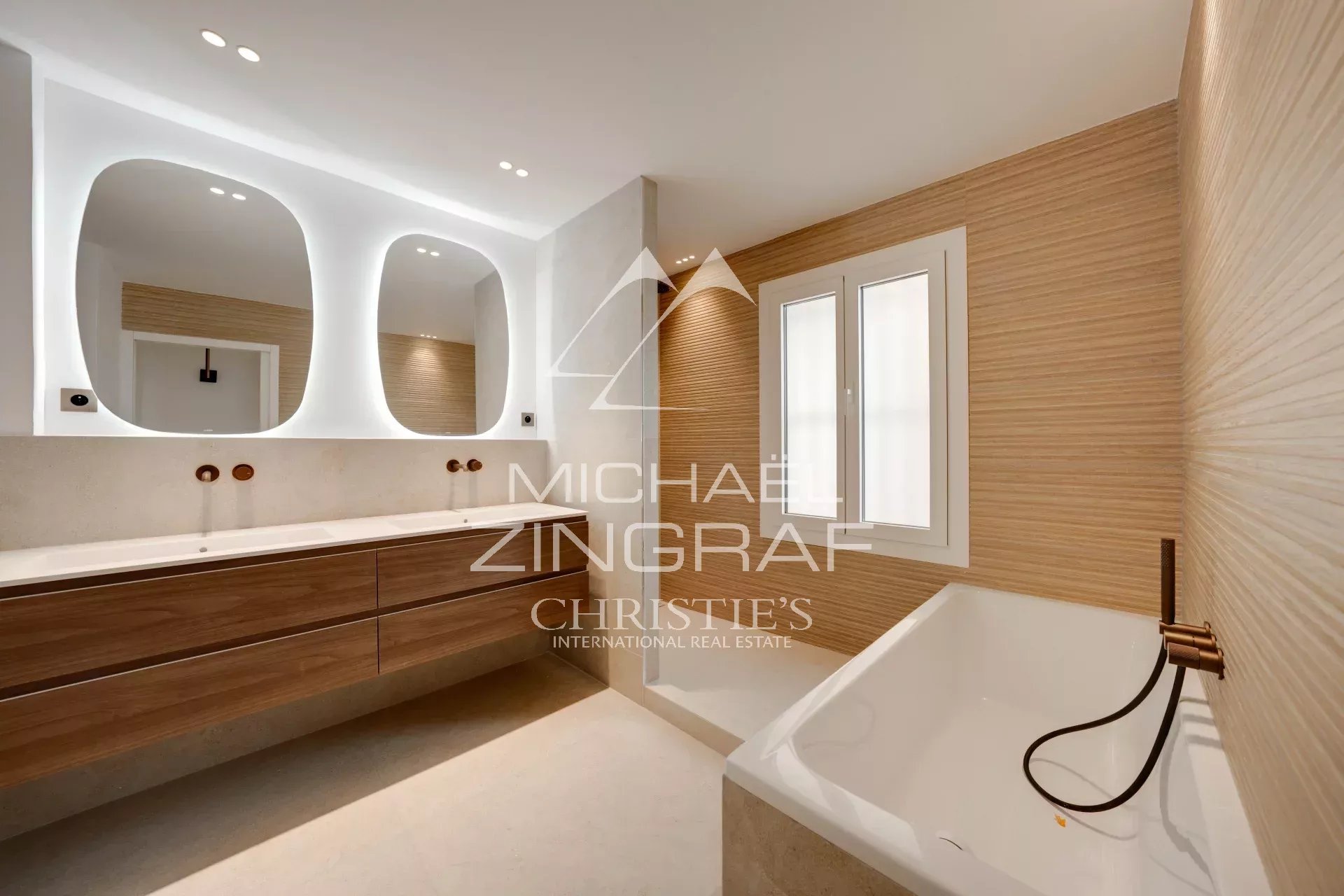 4 Bedroom Apartment/Flat's Image 12
