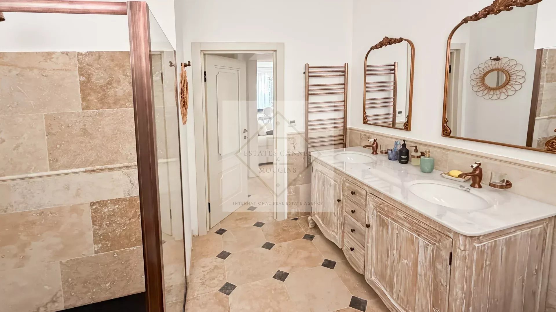 Magnifique villa rénovée au cœur du Cap d’Antibes — photo 28