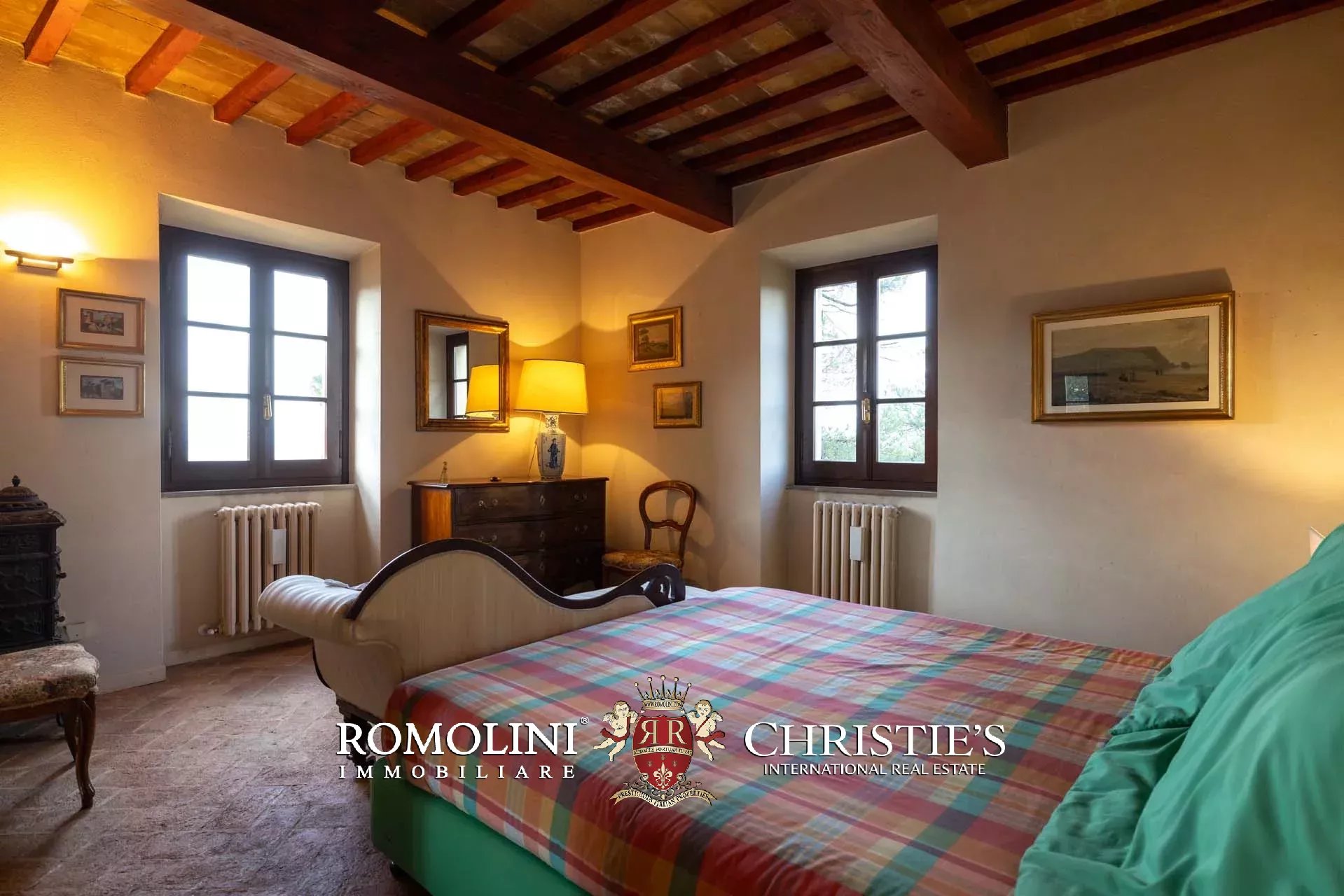 19 Bedroom Villa/Townhouse's Image 37