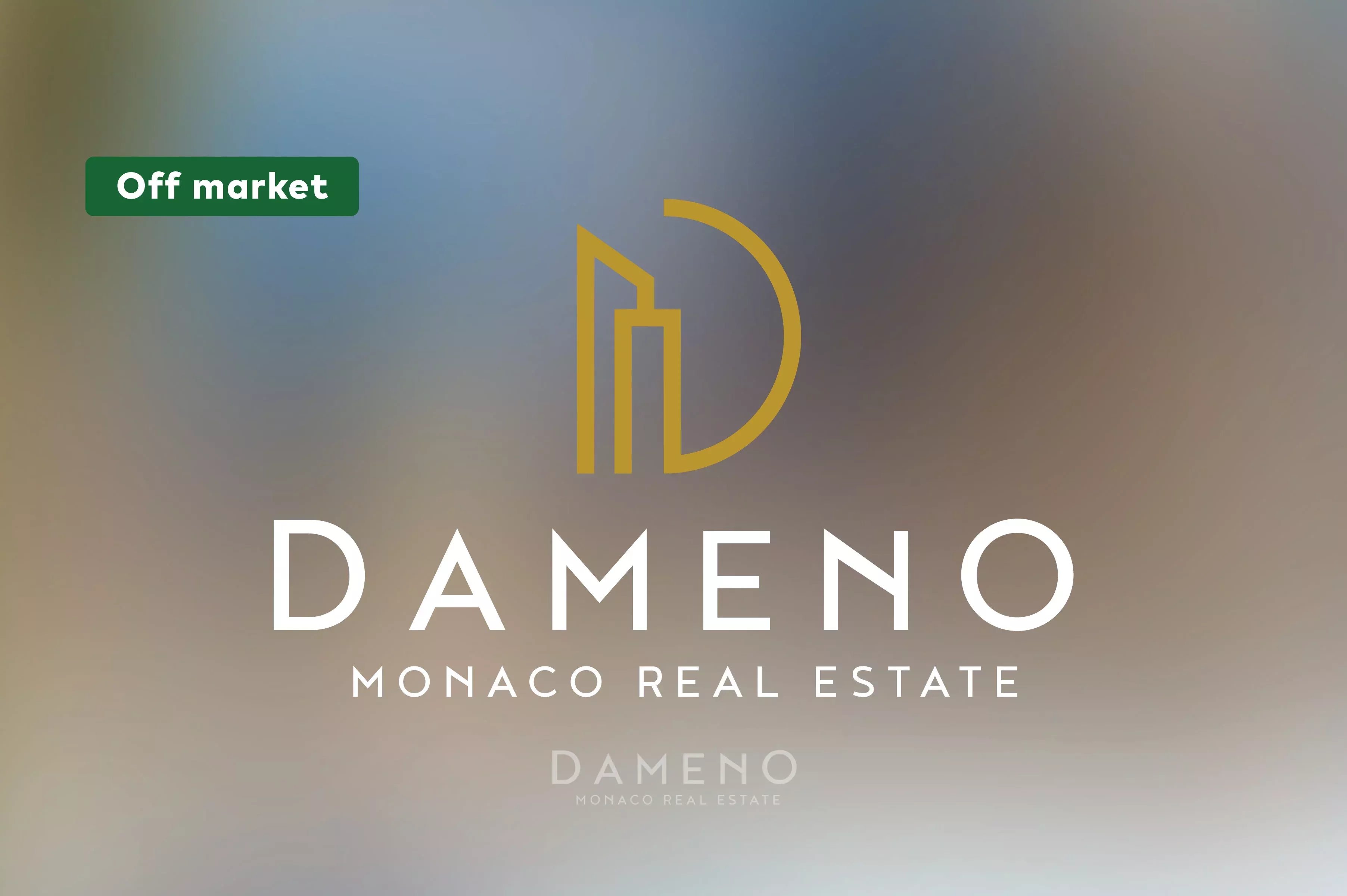 Luxueuse villa rénovée avec vue mer à Monaco.